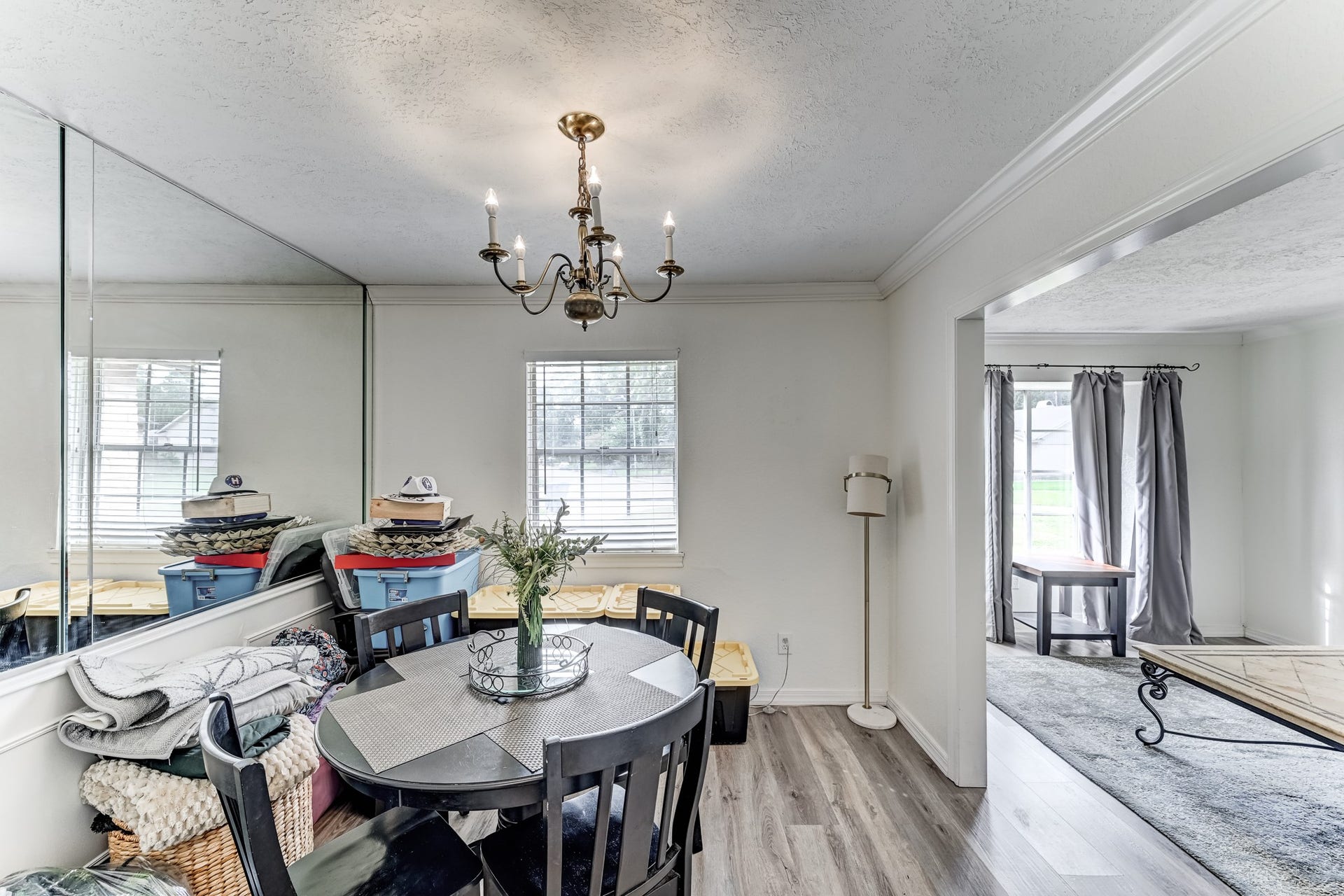 1130 Old Mill Lane, Houston, TX 77073 1130 Old Mill Lane, Houston, TX 77073