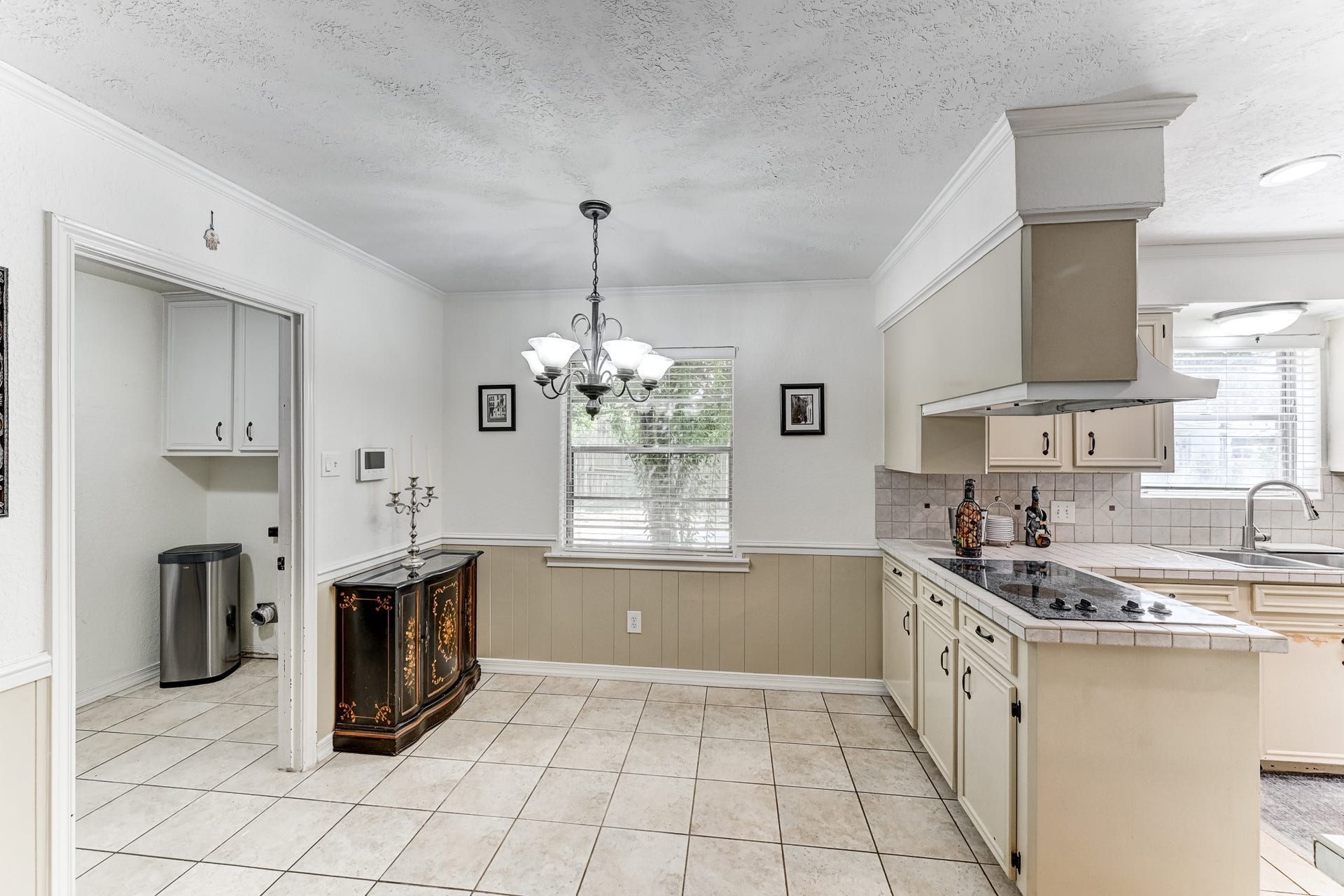 1130 Old Mill Lane, Houston, TX 77073 1130 Old Mill Lane, Houston, TX 77073