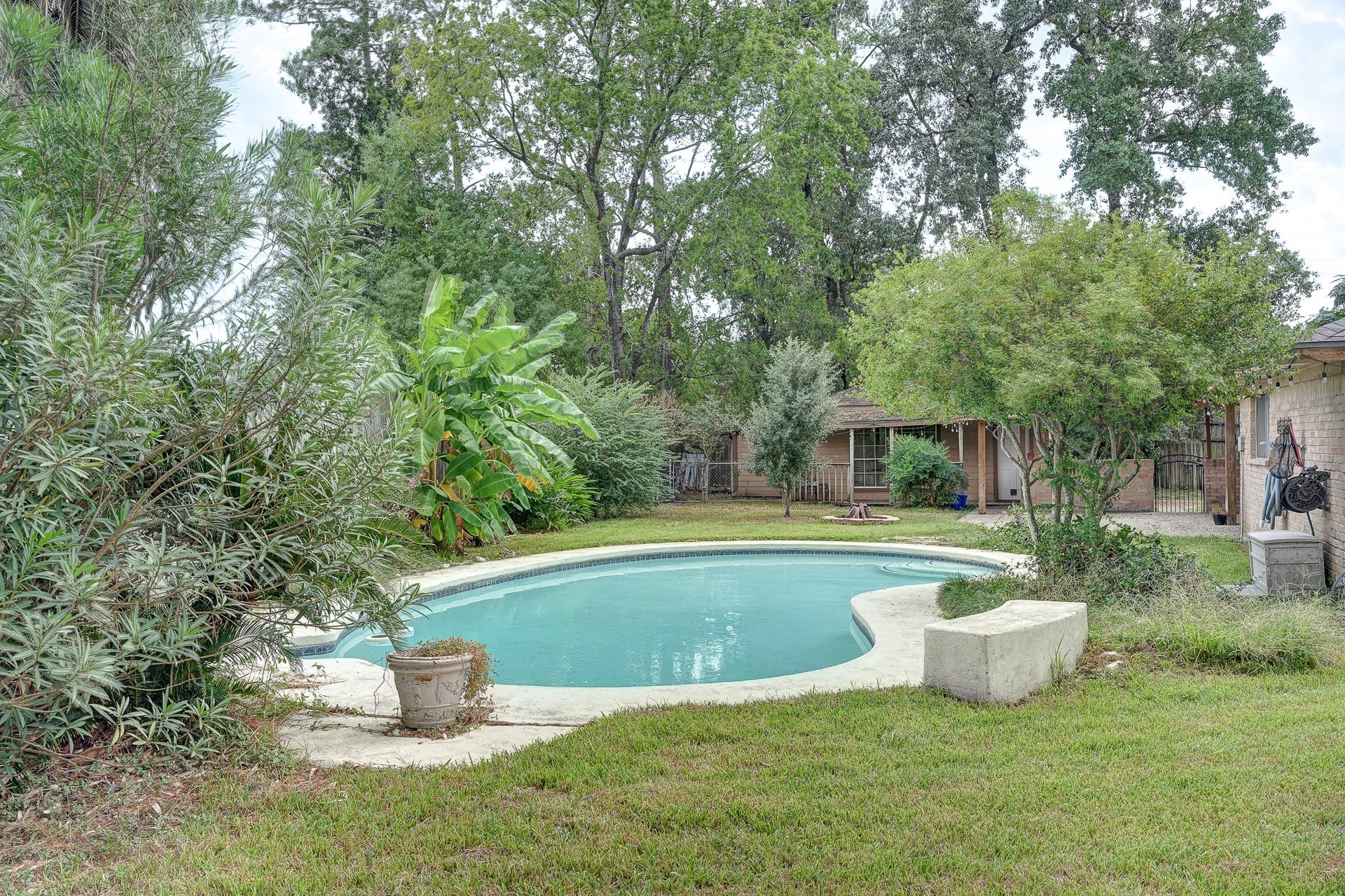 1130 Old Mill Lane, Houston, TX 77073 1130 Old Mill Lane, Houston, TX 77073