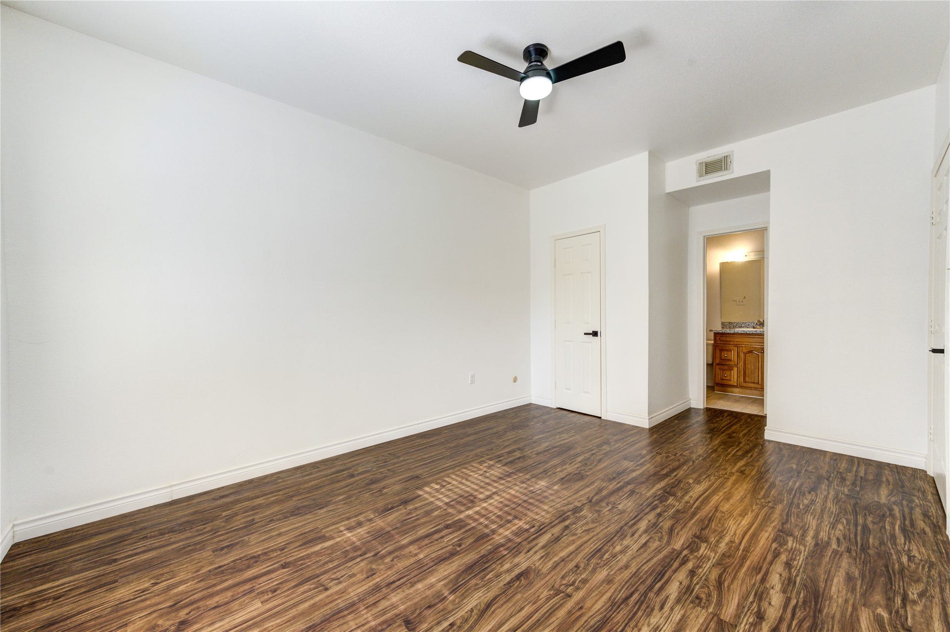 830 Threadneedle Street, #224, Houston, TX 77079 830 Threadneedle Street, #224, Houston, TX 77079