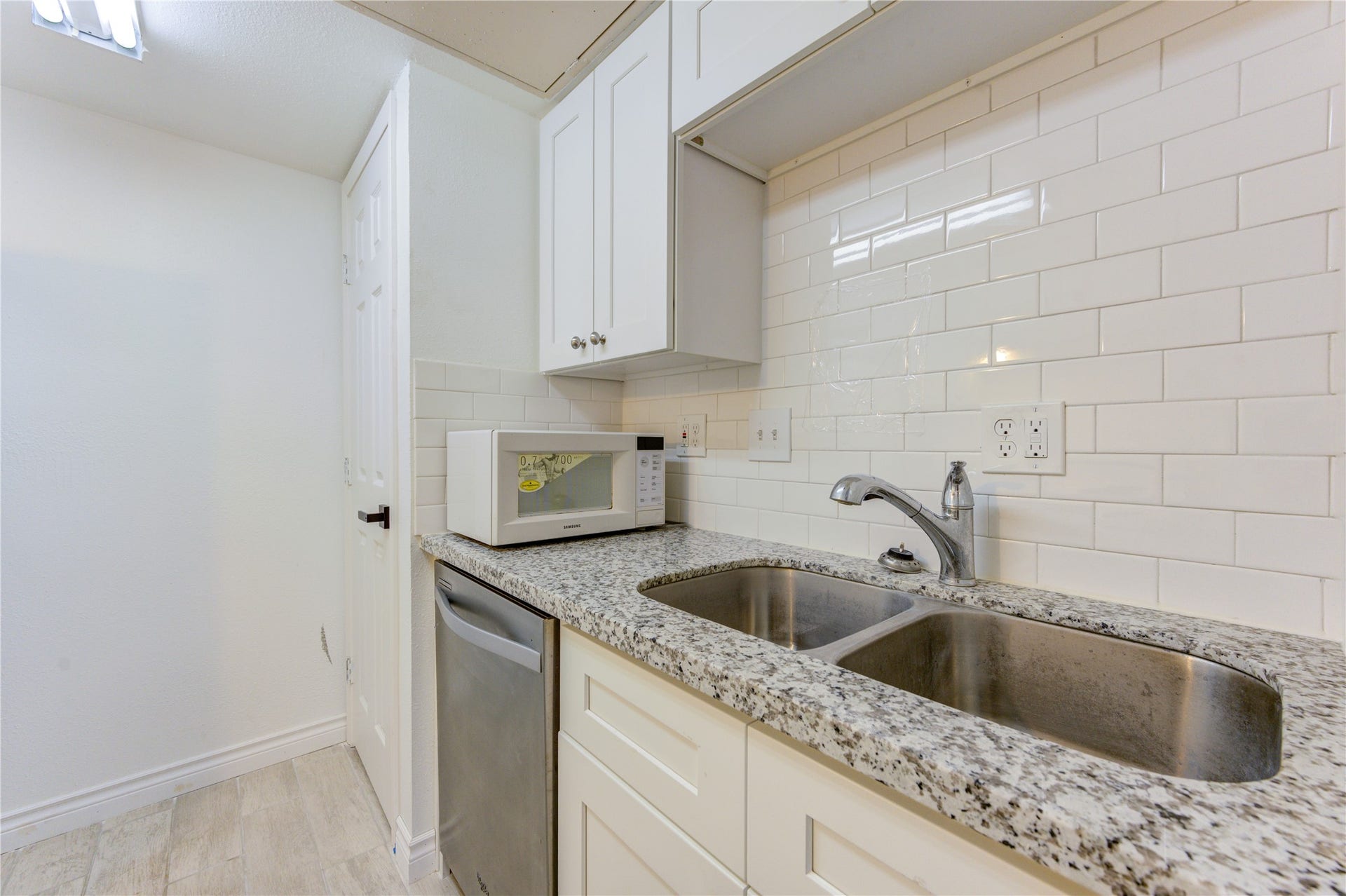 830 Threadneedle Street, #224, Houston, TX 77079 830 Threadneedle Street, #224, Houston, TX 77079