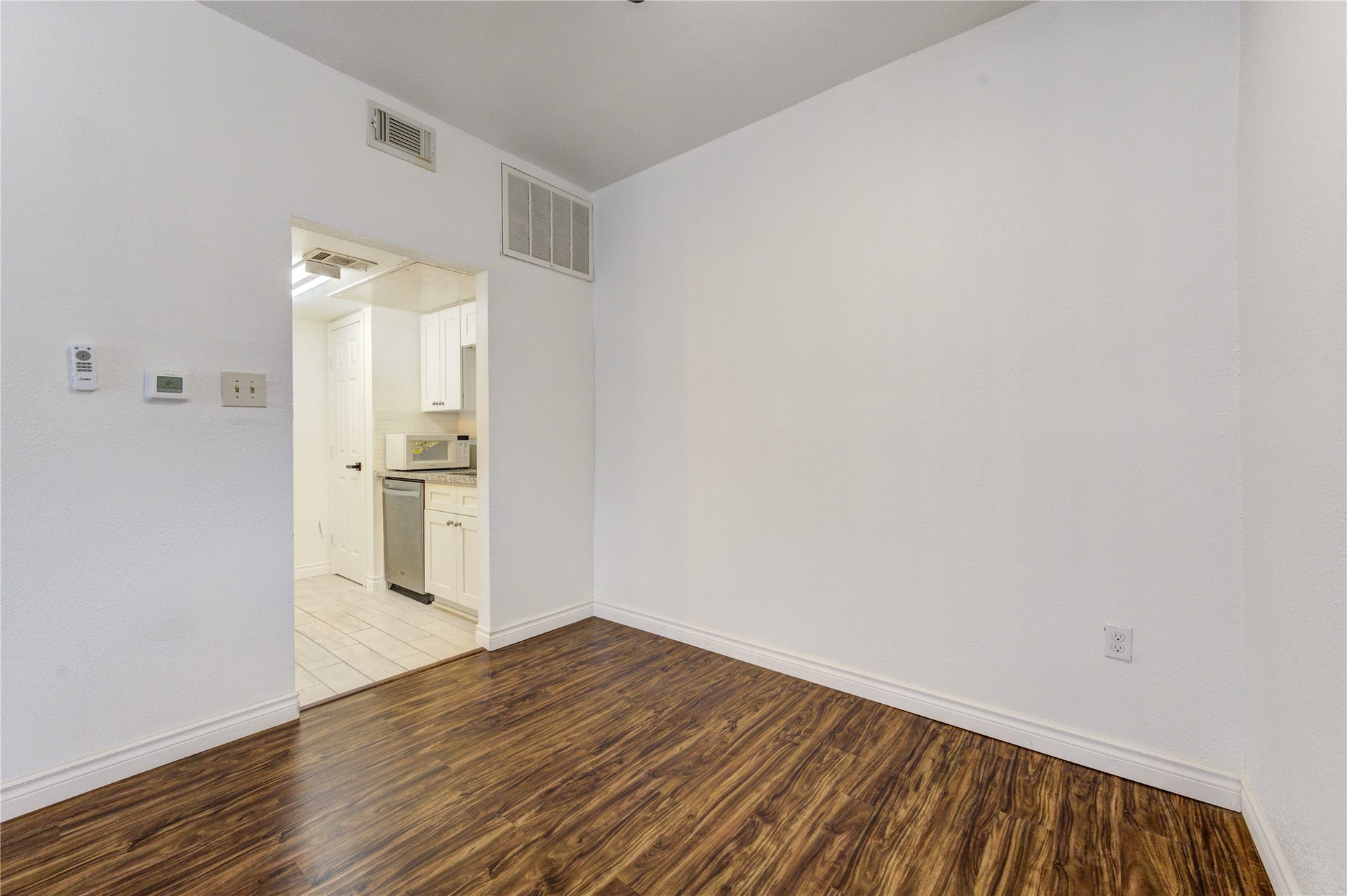 830 Threadneedle Street, #224, Houston, TX 77079 830 Threadneedle Street, #224, Houston, TX 77079