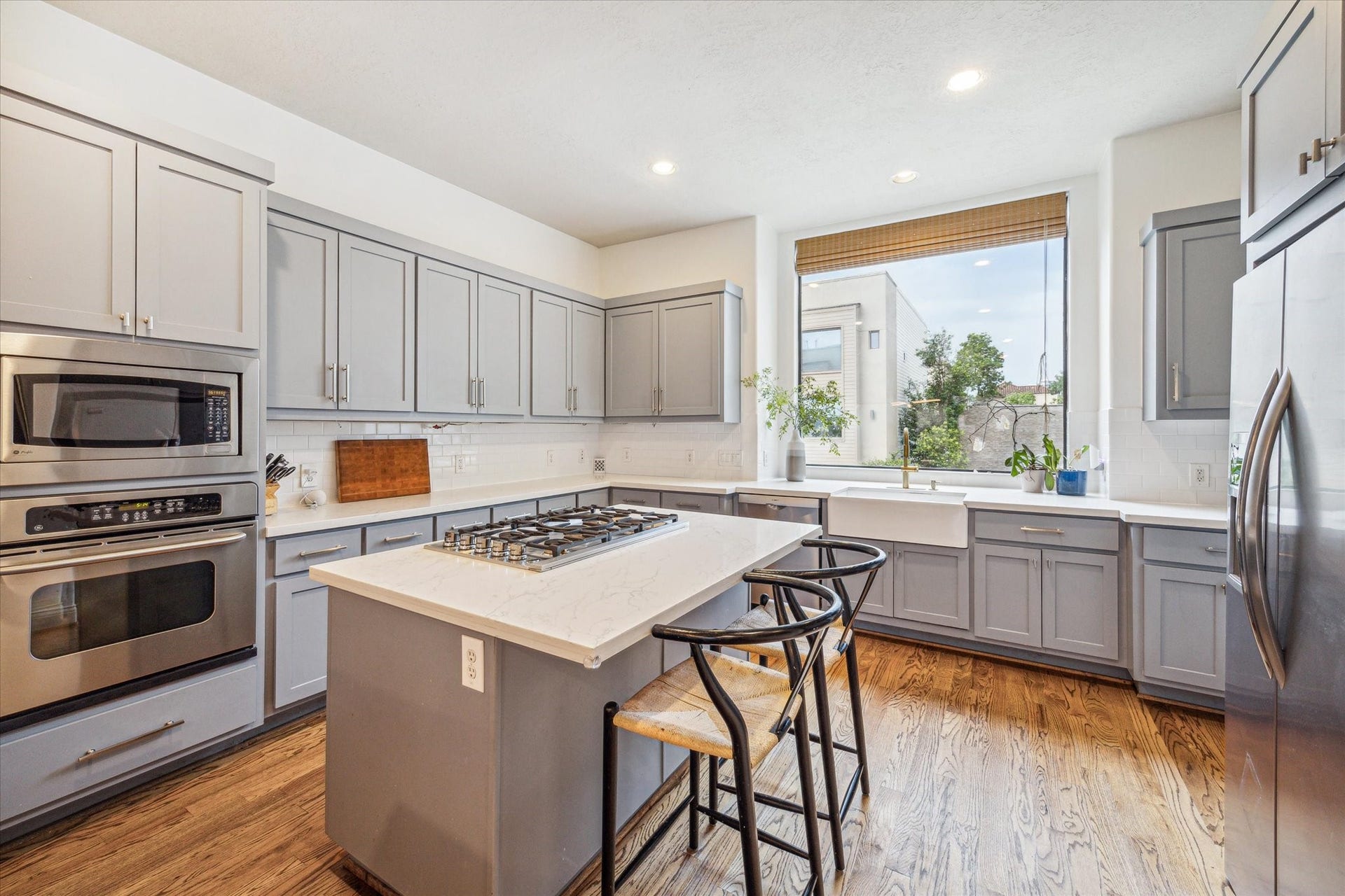 4322 Blossom Street, Houston, TX 77007