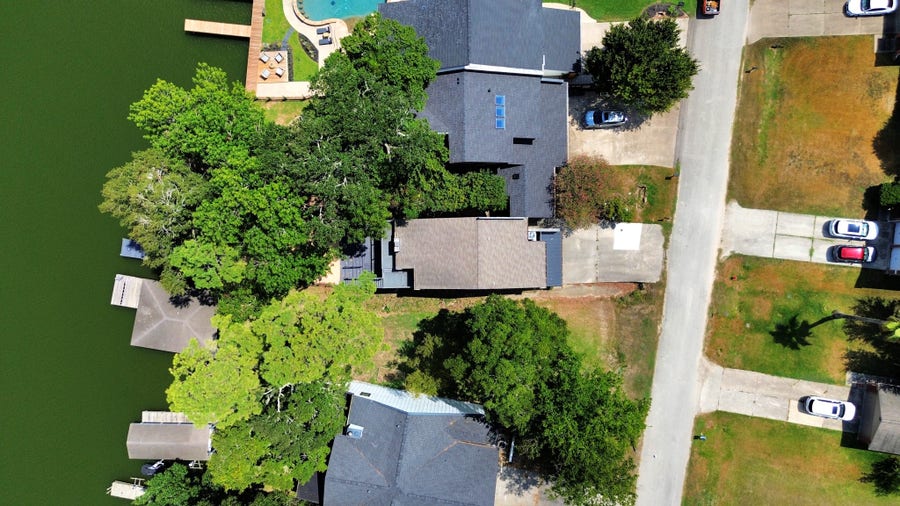 Property photo for 854 Lake View Drive, Montgomery, TX