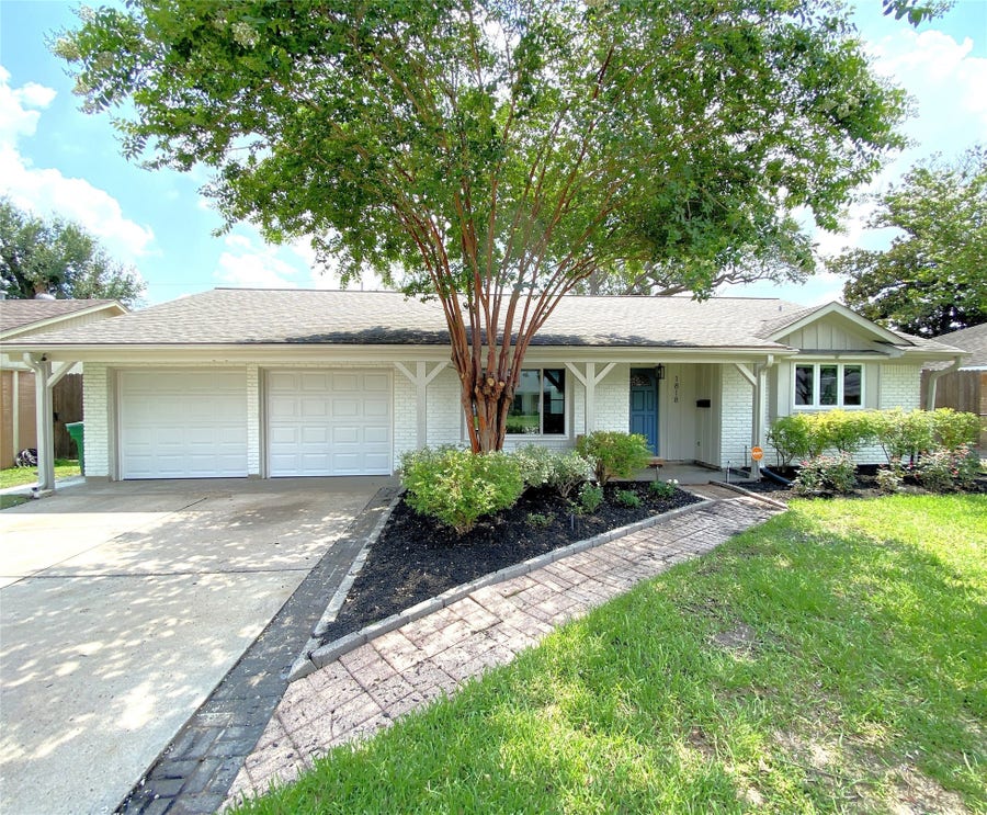 Property photo for 1818 Mill Creek Drive, Houston, TX