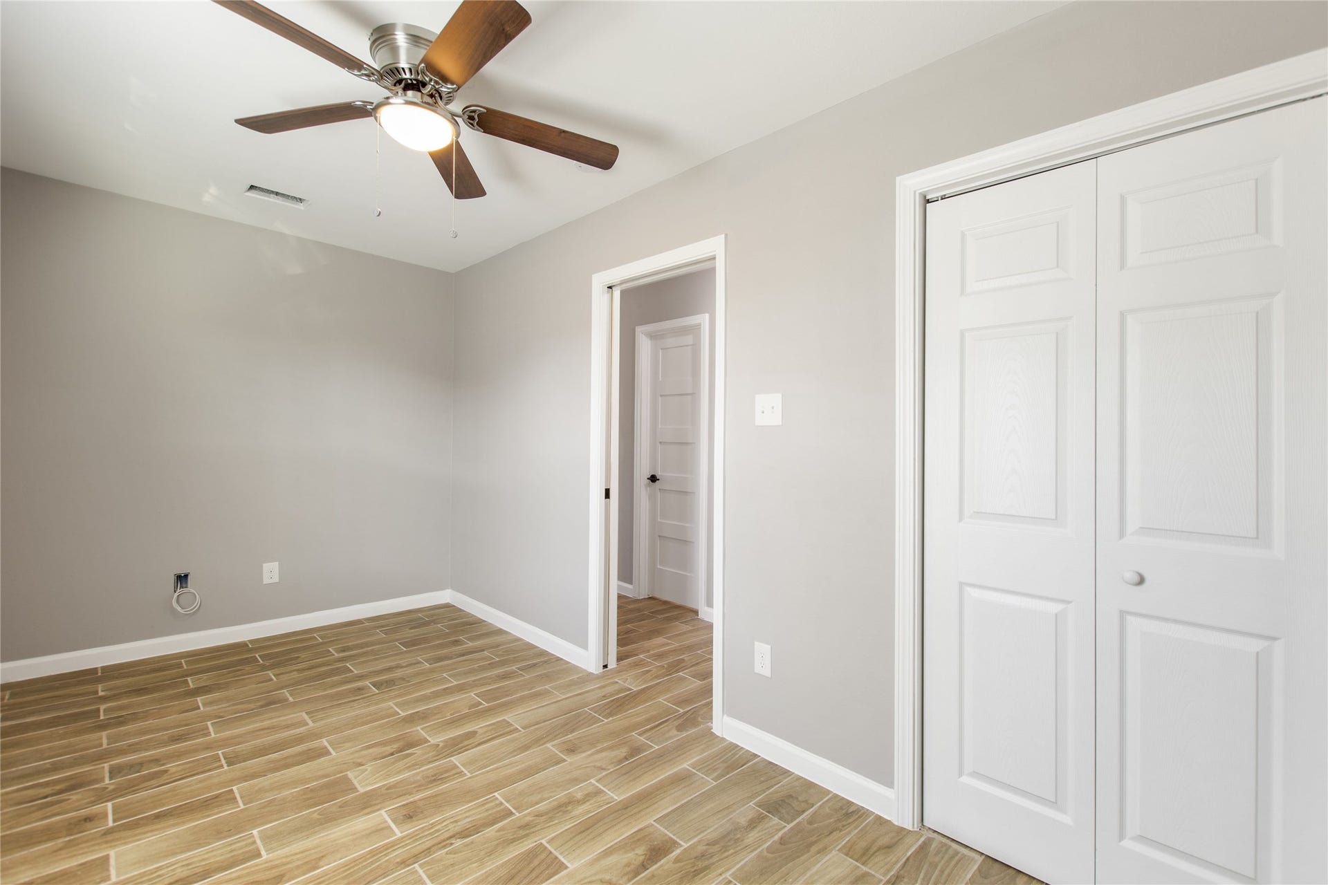 707 Hamon Drive, Pasadena, TX 77506