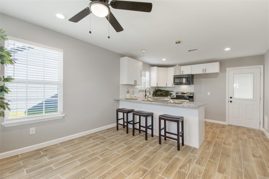 Property photo for 707 Hamon Drive, Pasadena, TX