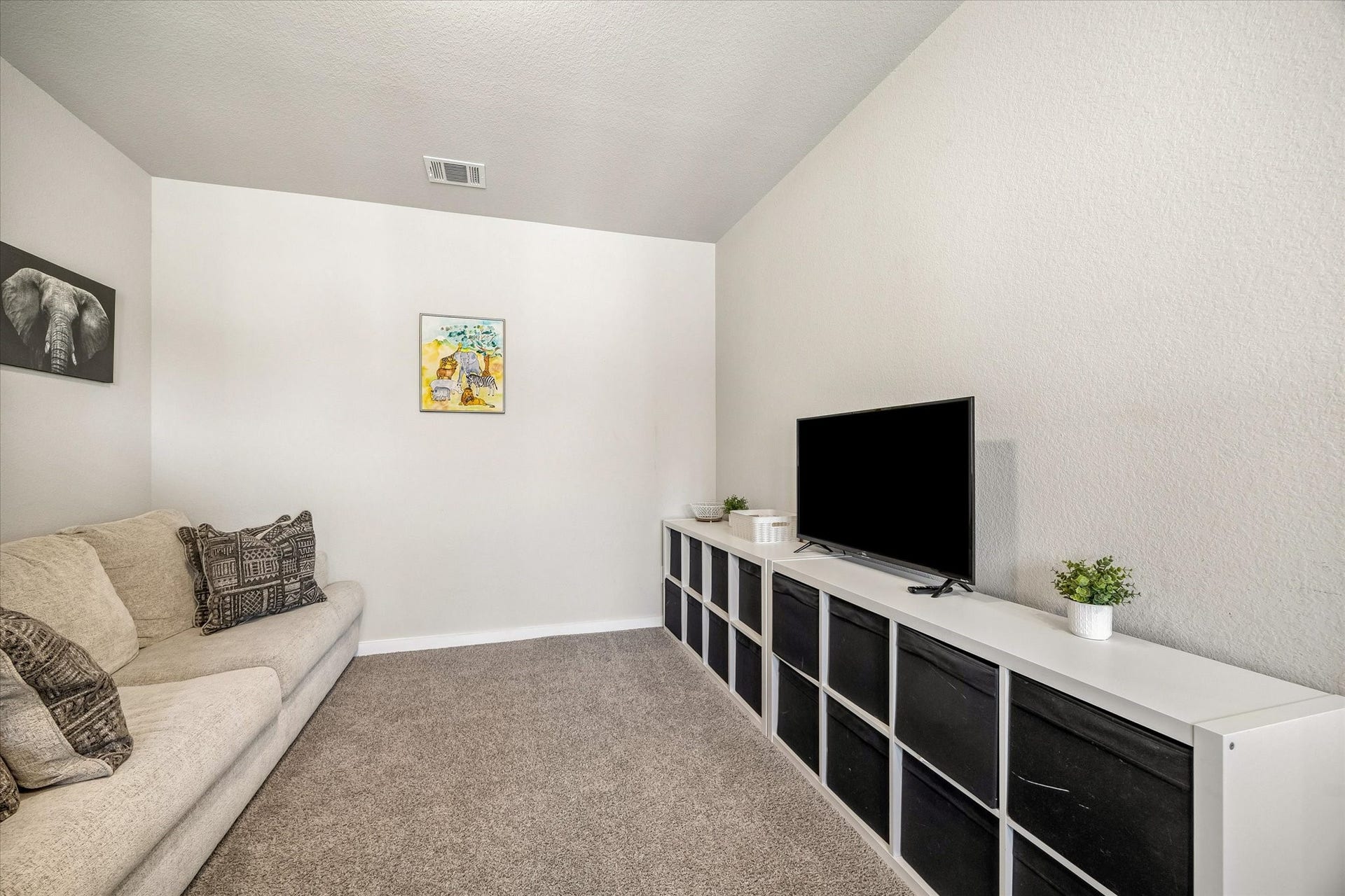 14838 Silent Gulf Avenue, Houston, TX 77082 Versatile game room opens the door to countless possibilities! Create a media lounge, entertainment area, recreational retreat, or an additional gathering spot.