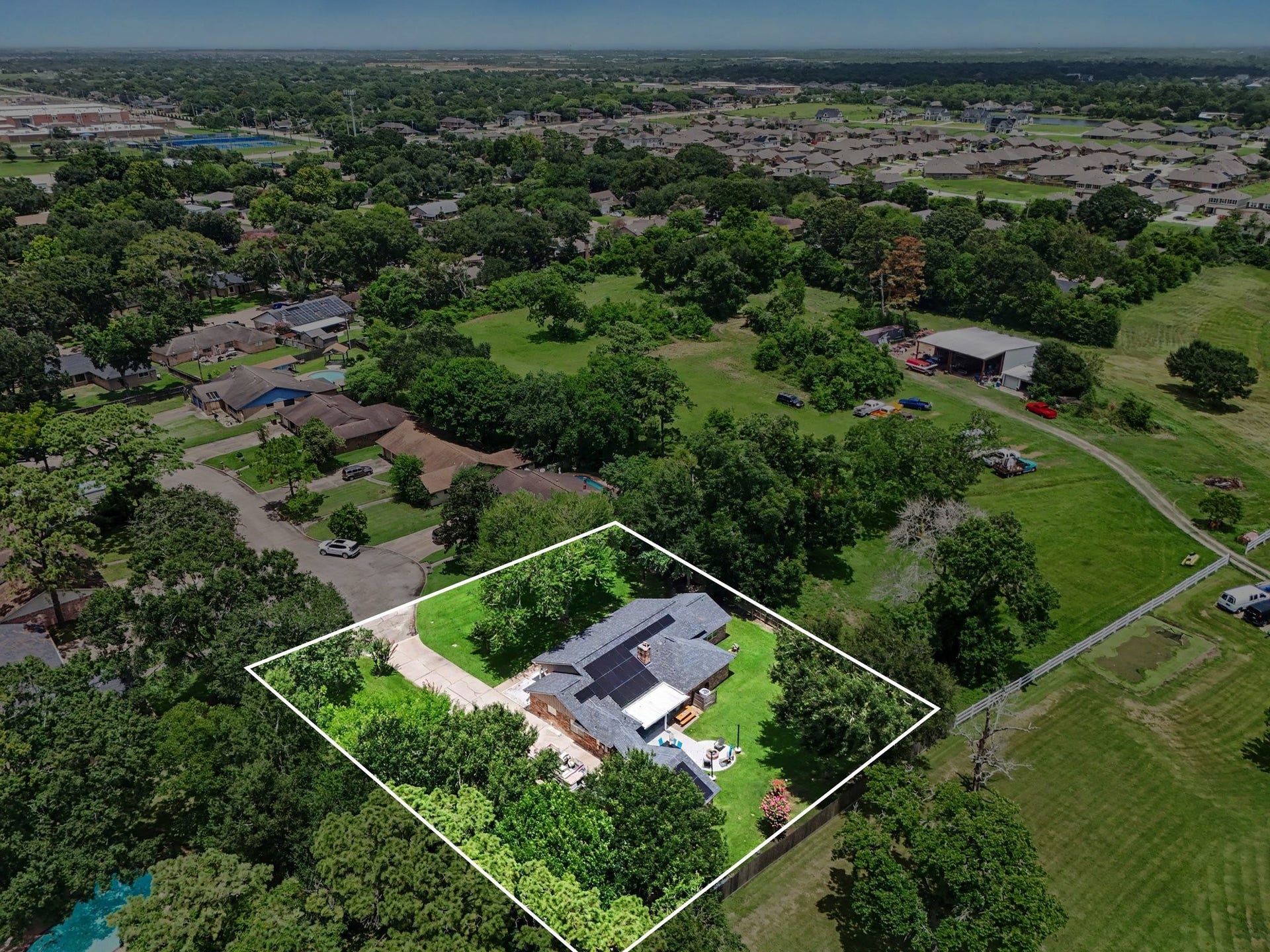 4318 Meadow Glenn Drive, Dickinson, TX 77539 4318 Meadow Glenn Drive, Dickinson, TX 77539