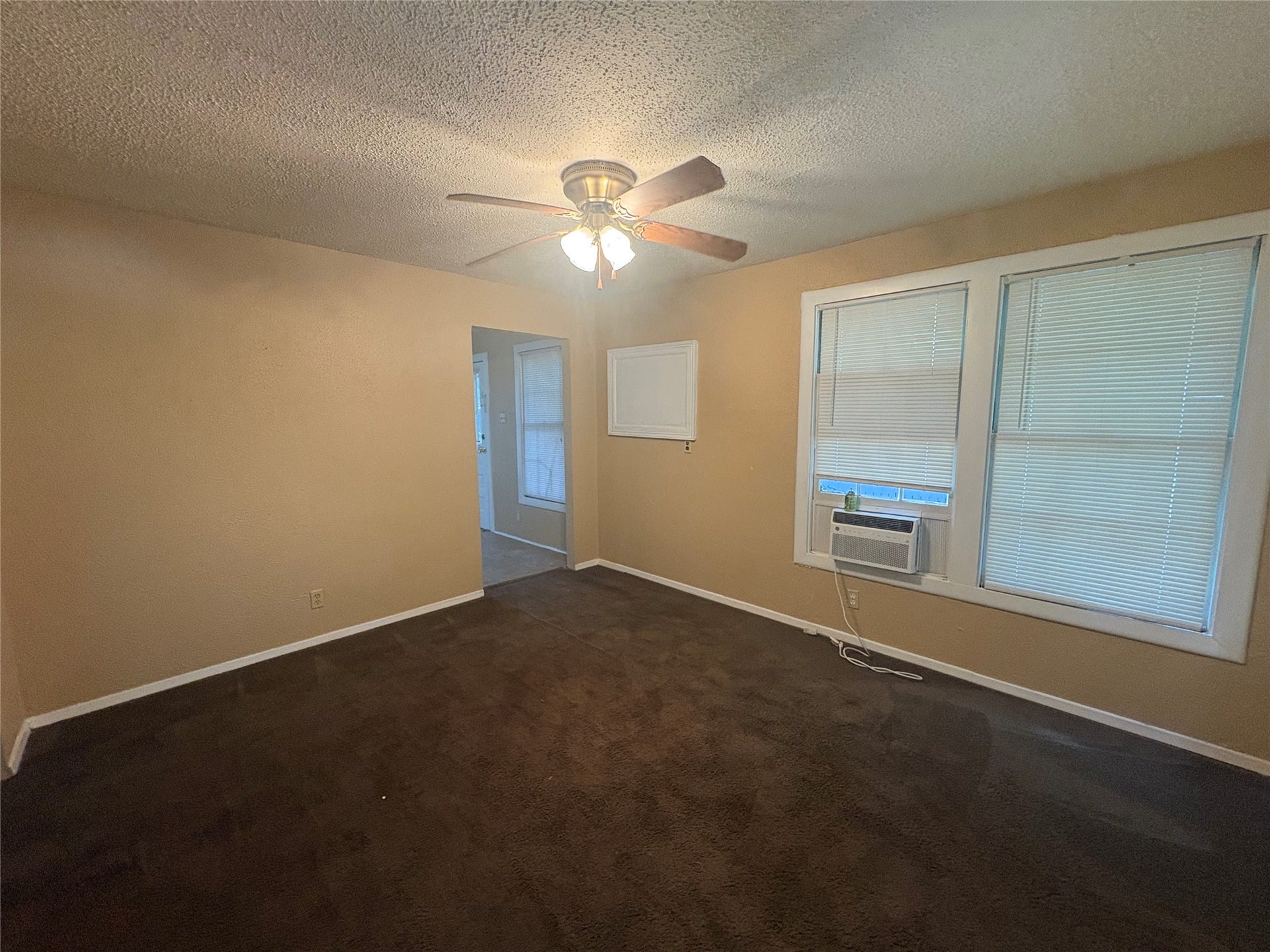 913 Meyers Street, Clute, TX 77531 913 Meyers Street, Clute, TX 77531