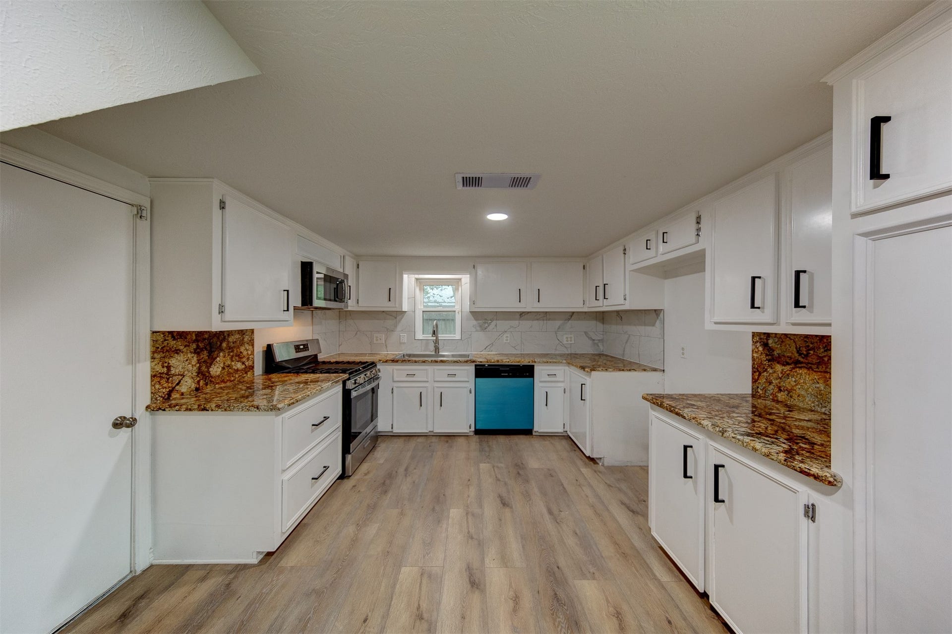 3115 Michael Street, Bacliff, TX 77518 3115 Michael Street, Bacliff, TX 77518