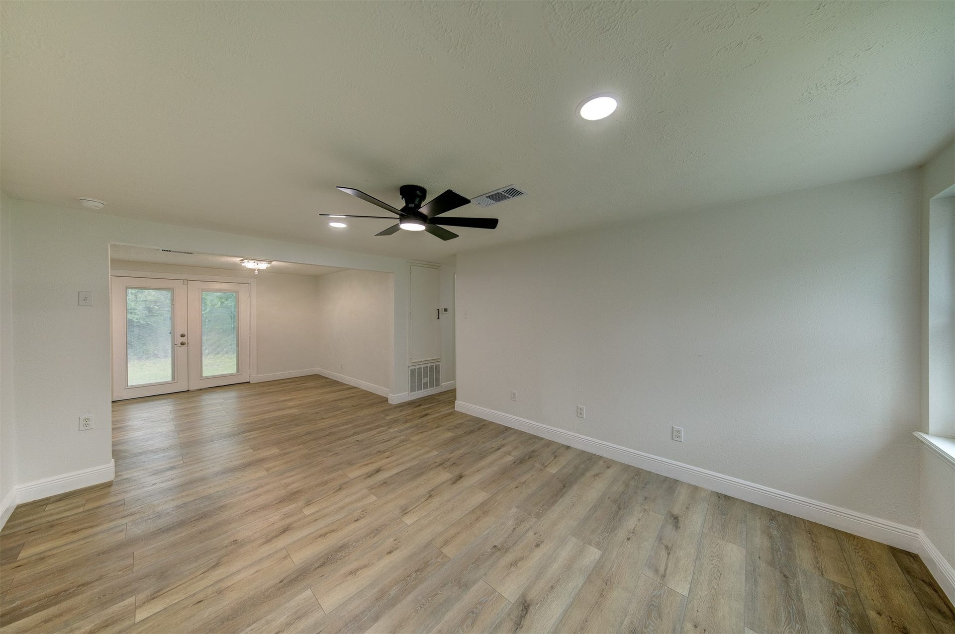 3115 Michael Street, Bacliff, TX 77518 3115 Michael Street, Bacliff, TX 77518