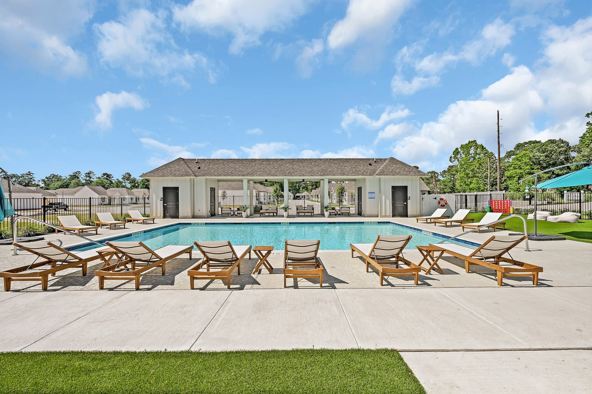 33455 Buckshot Ln Lane, #84, Magnolia, TX 77354 Beautiful resort style pool and amenities!