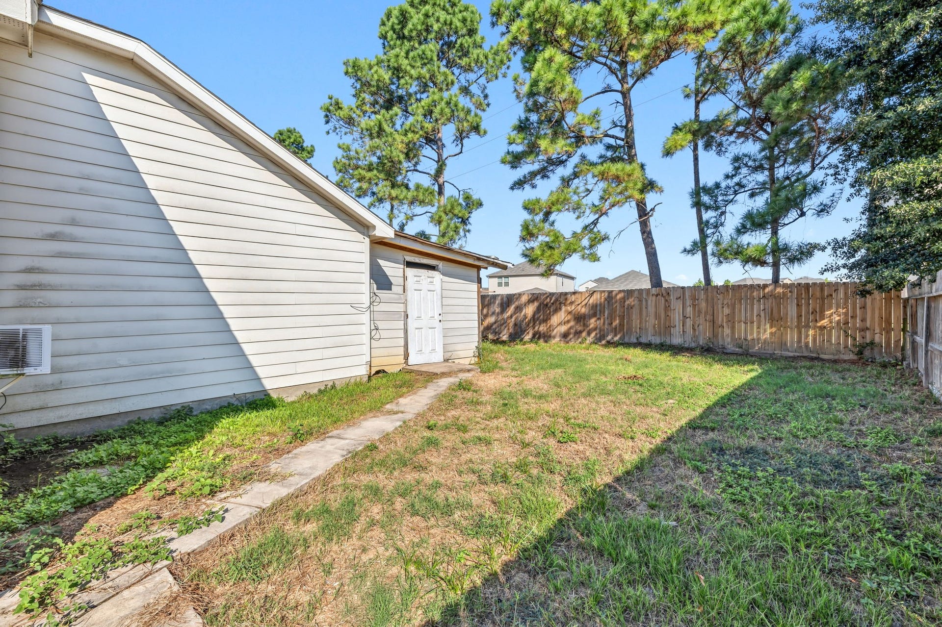 16205 Sun View Lane, Conroe, TX 77302