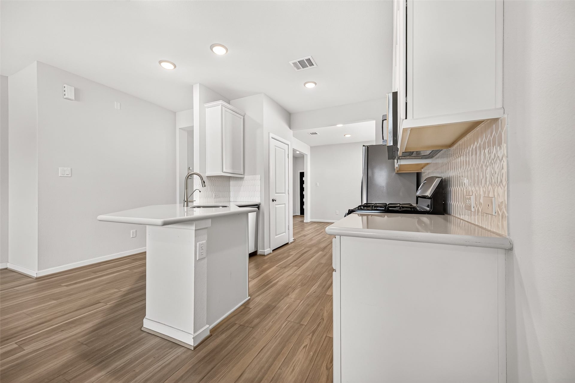 7819 Wyndham Harbor Court, Richmond, TX 77407 7819 Wyndham Harbor Court, Richmond, TX 77407