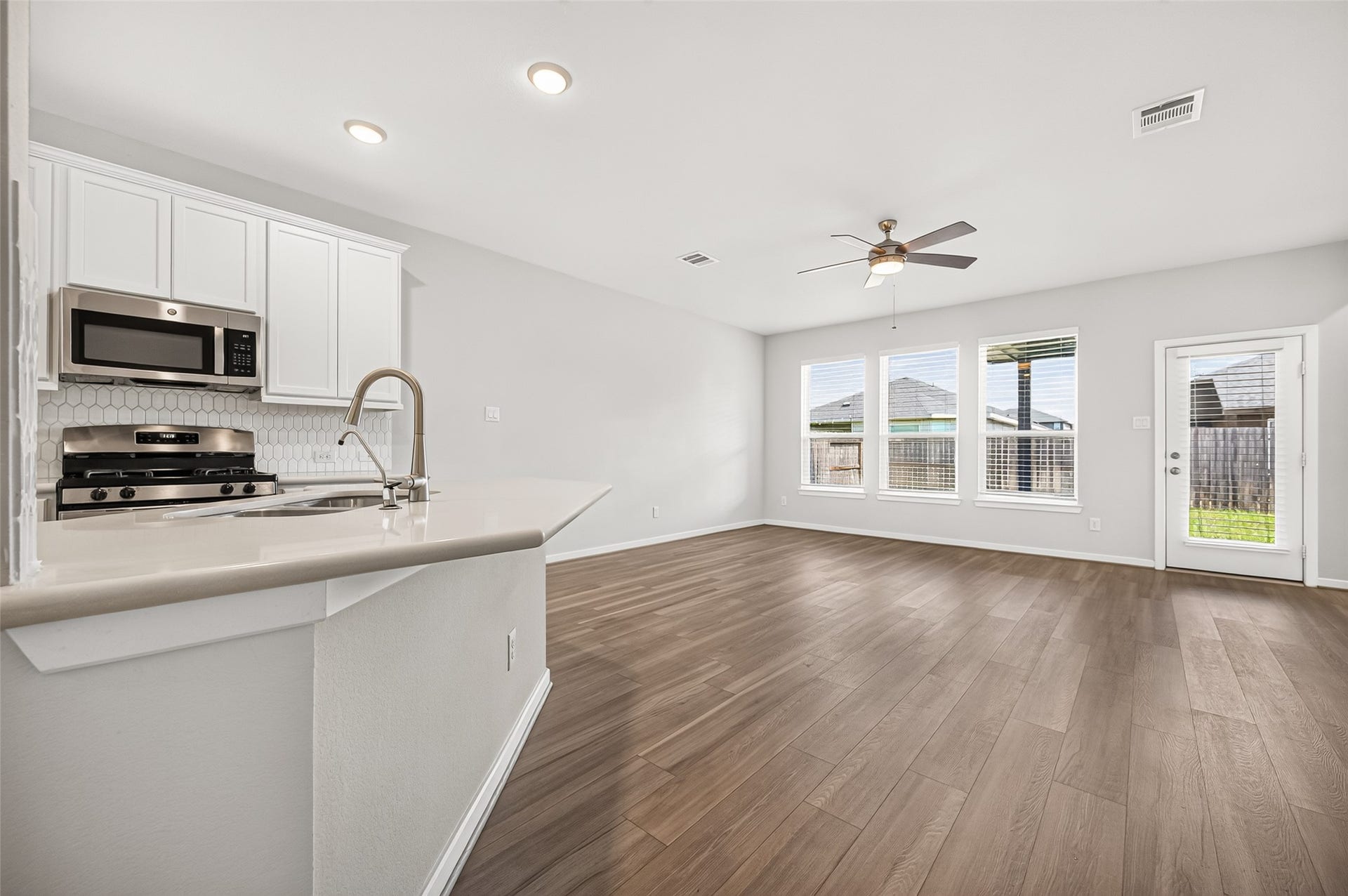 7819 Wyndham Harbor Court, Richmond, TX 77407 7819 Wyndham Harbor Court, Richmond, TX 77407