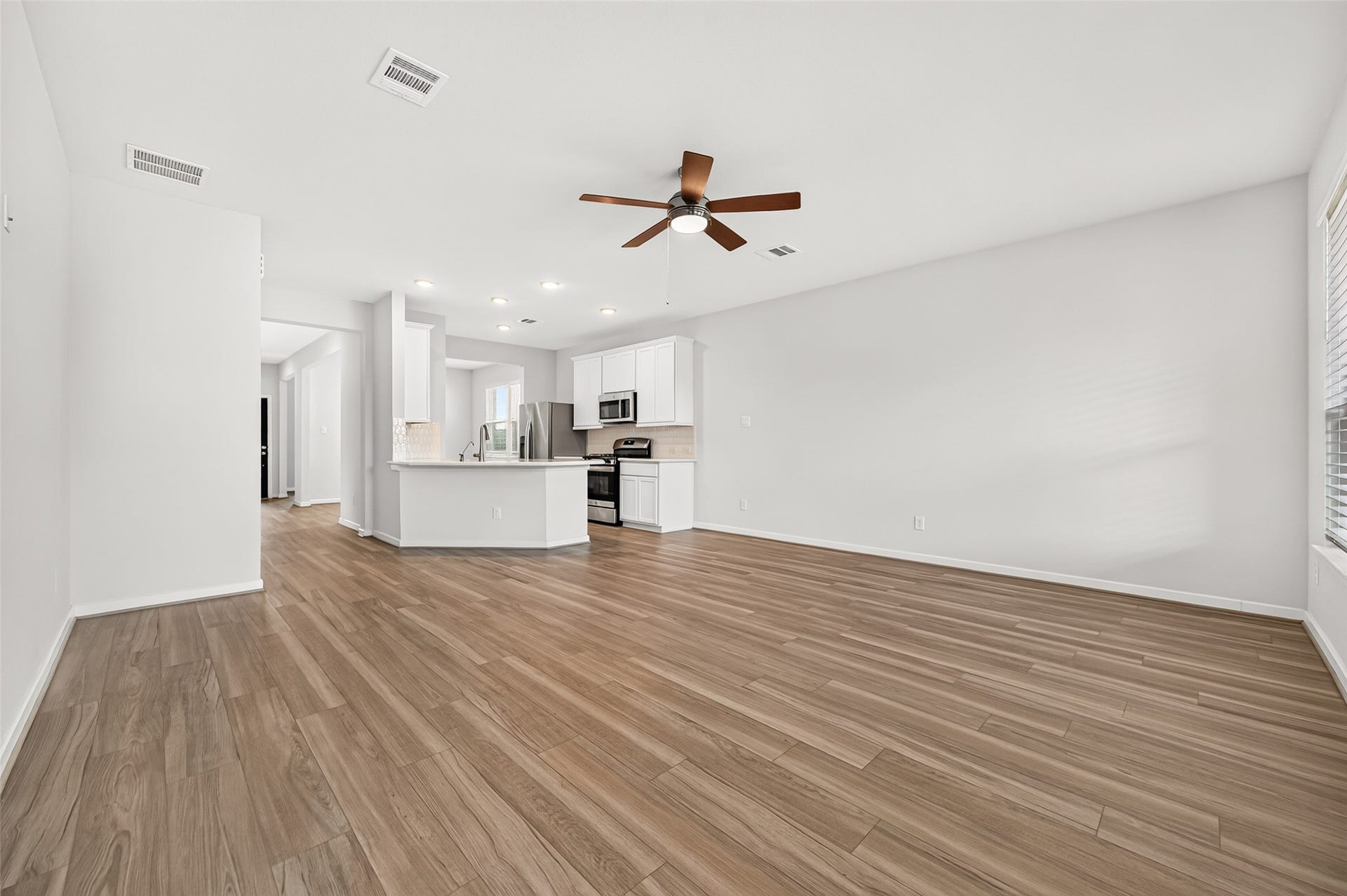 7819 Wyndham Harbor Court, Richmond, TX 77407 7819 Wyndham Harbor Court, Richmond, TX 77407