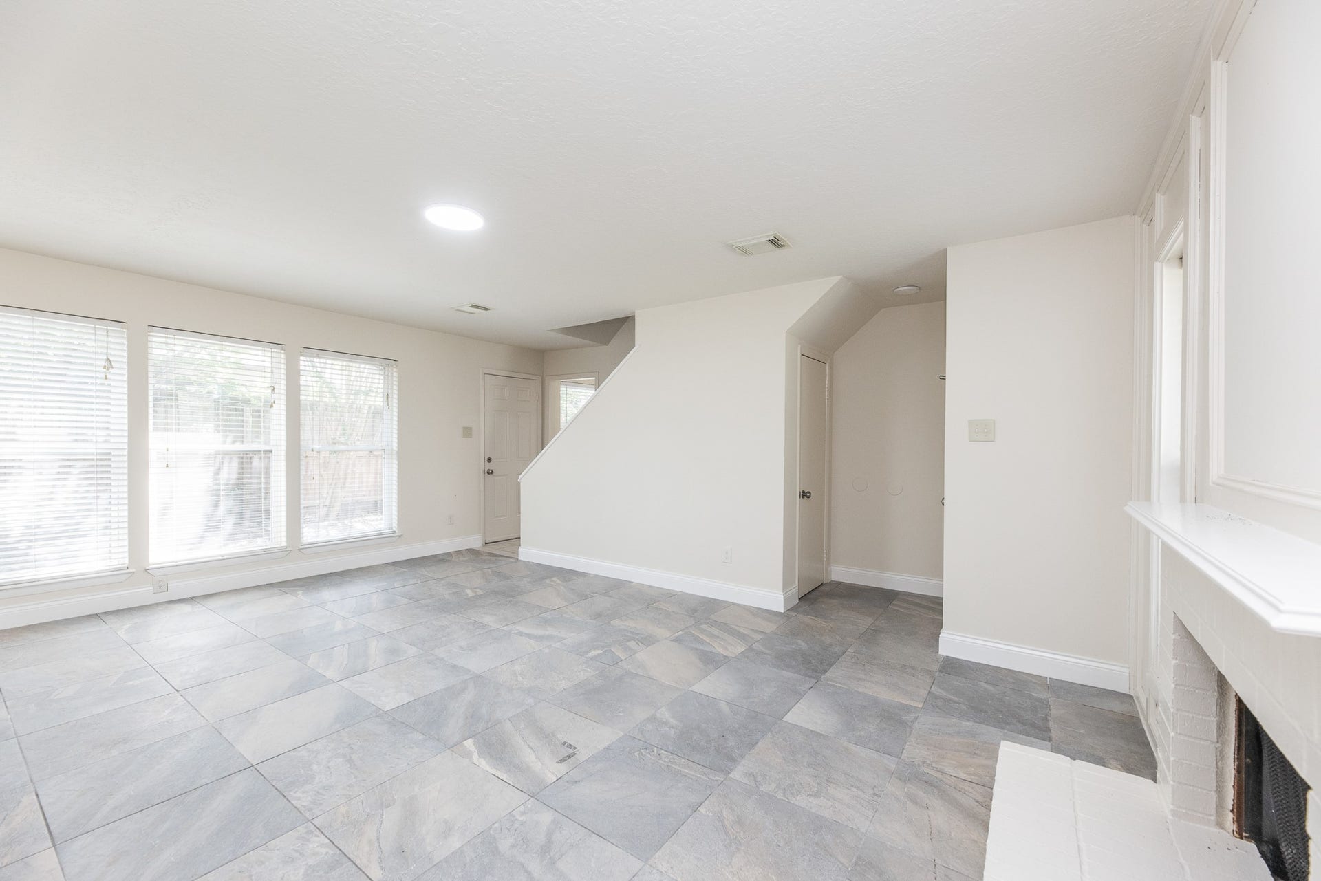 10810 Sugar Hill Drive, Houston, TX 77042 10810 Sugar Hill Drive, Houston, TX 77042