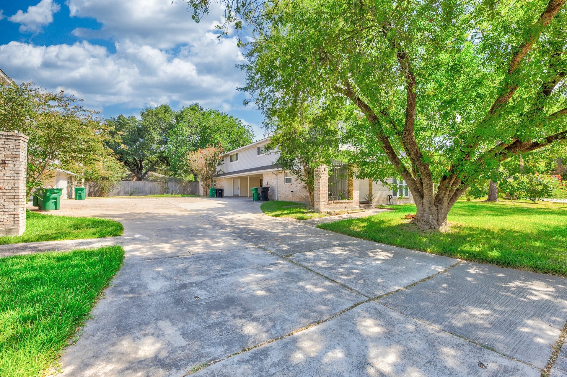 10810 Sugar Hill Drive, Houston, TX 77042 10810 Sugar Hill Drive, Houston, TX 77042