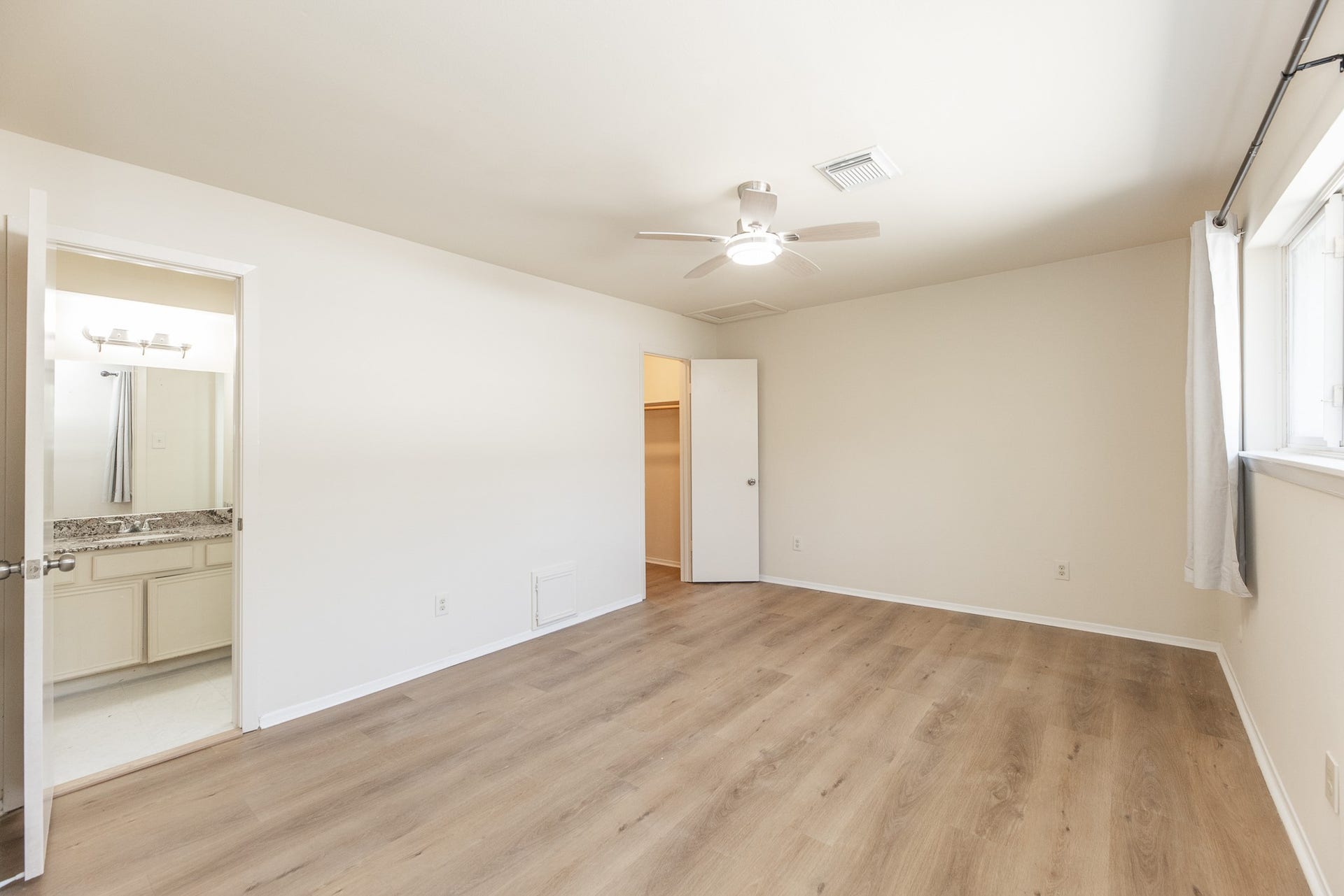10810 Sugar Hill Drive, Houston, TX 77042 10810 Sugar Hill Drive, Houston, TX 77042