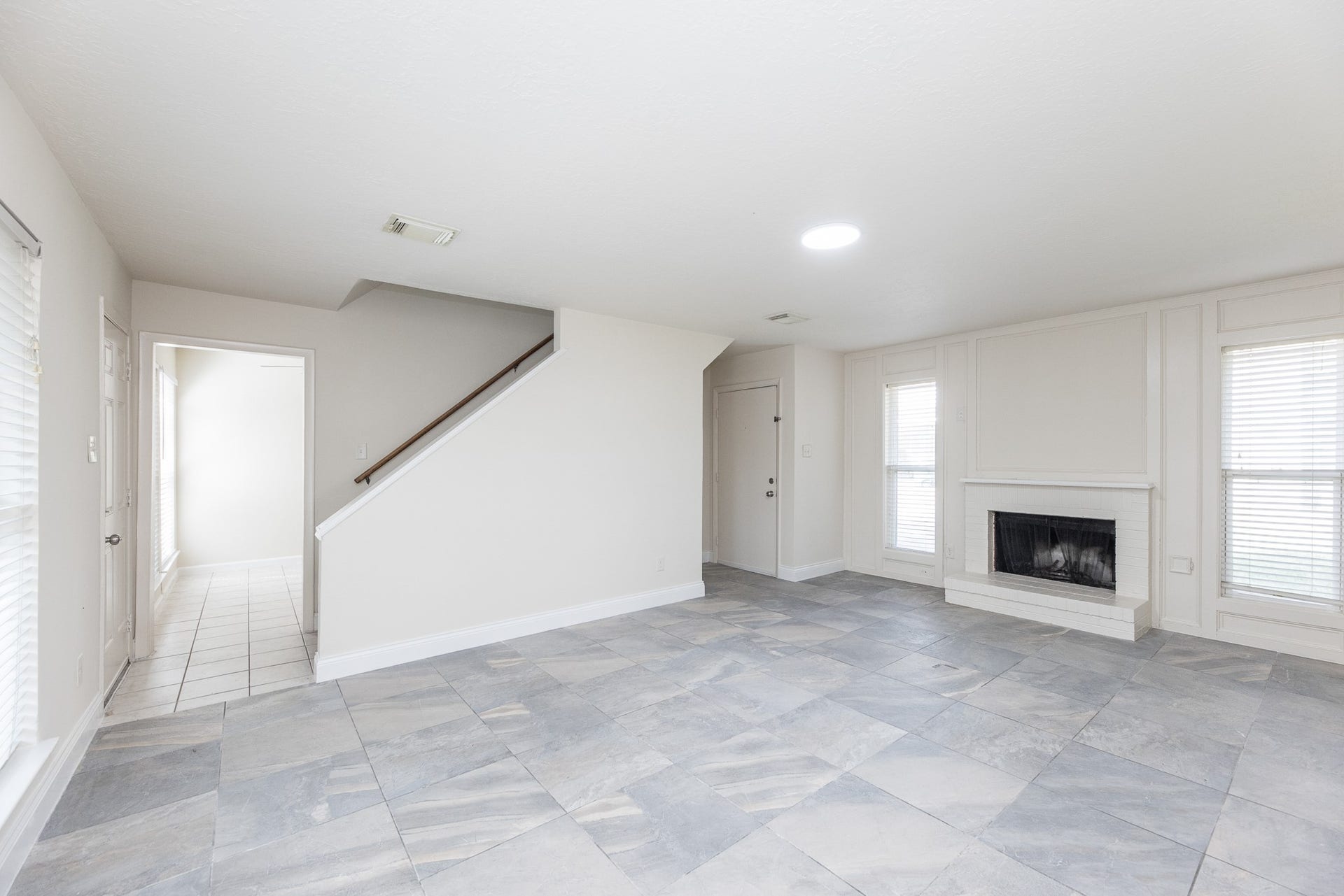 10810 Sugar Hill Drive, Houston, TX 77042 10810 Sugar Hill Drive, Houston, TX 77042