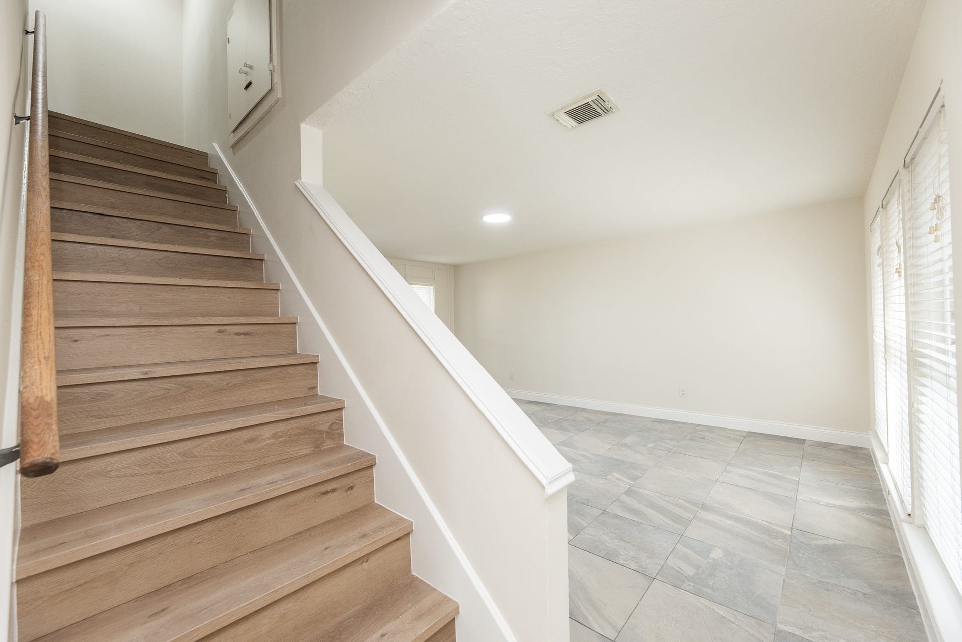 10810 Sugar Hill Drive, Houston, TX 77042 10810 Sugar Hill Drive, Houston, TX 77042