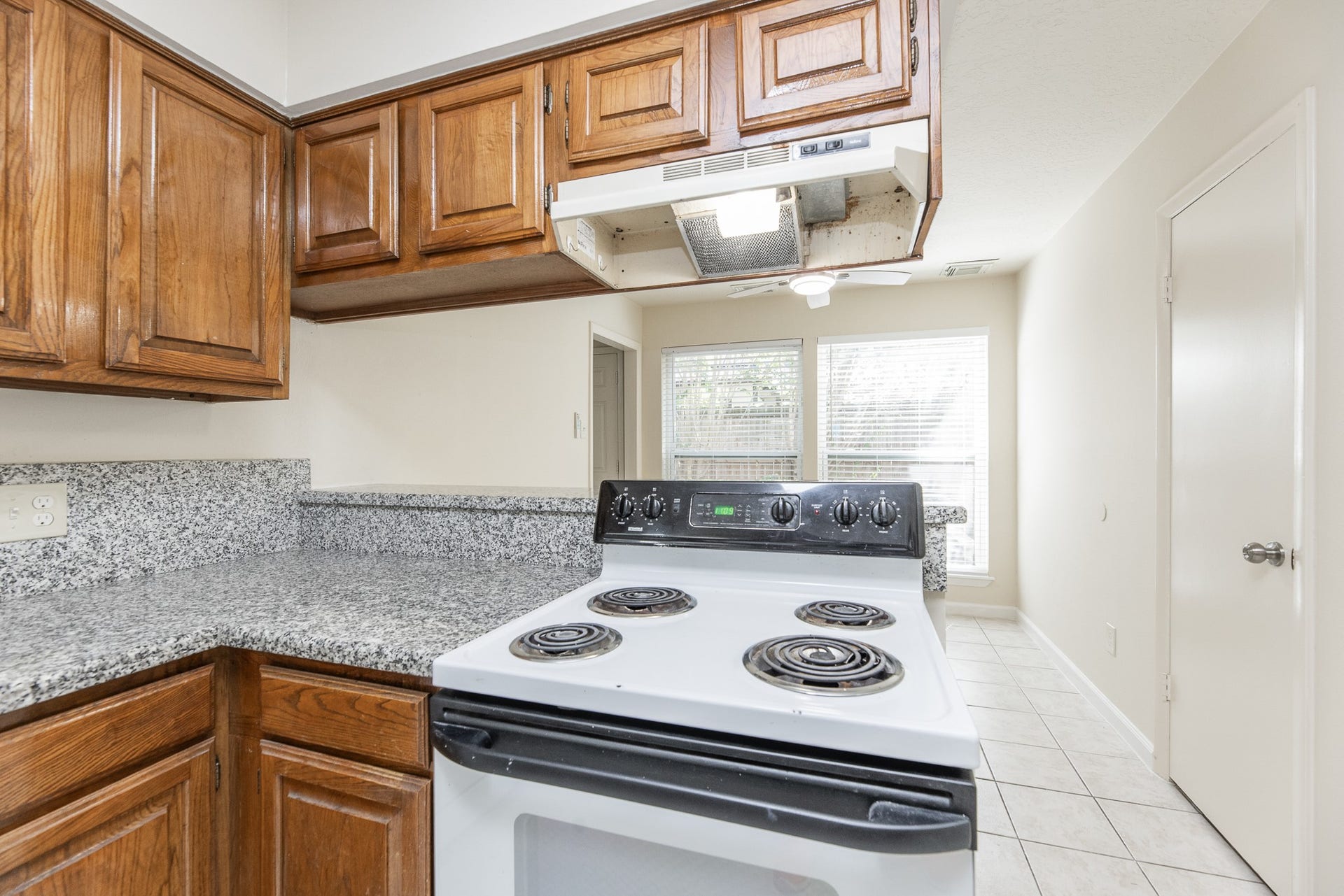10810 Sugar Hill Drive, Houston, TX 77042 10810 Sugar Hill Drive, Houston, TX 77042