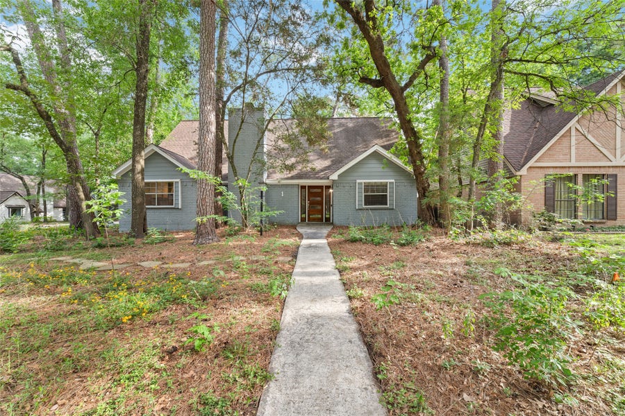 Property photo for 1 Rolling Mill Lane, The Woodlands, TX