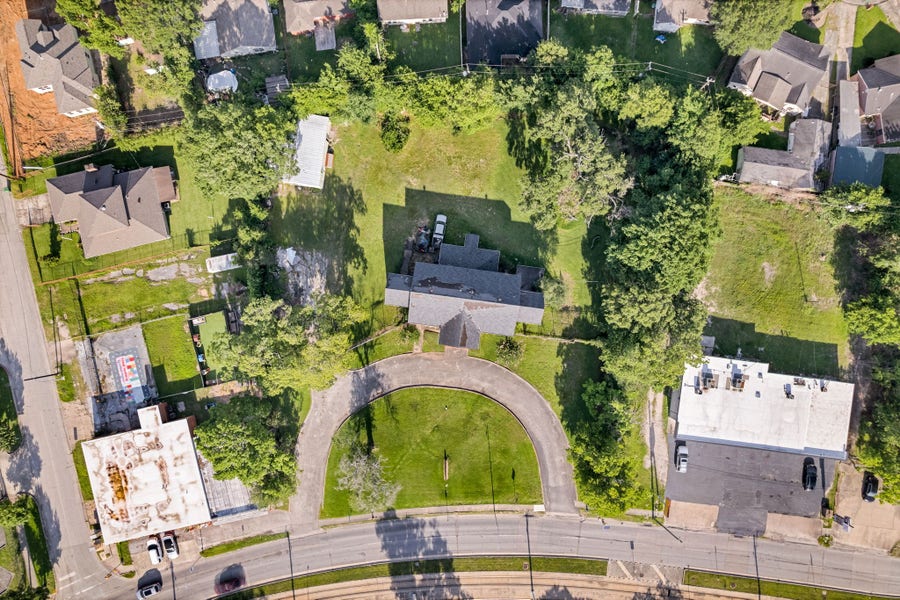 Property photo for 5151 Martin Luther King Boulevard, Houston, TX