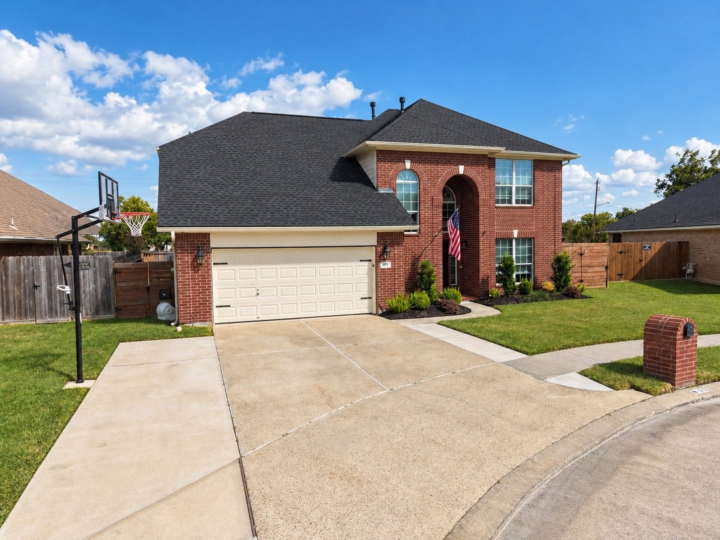 105 Kevin Court, La Porte, TX 77571 105 Kevin Court, La Porte, TX 77571