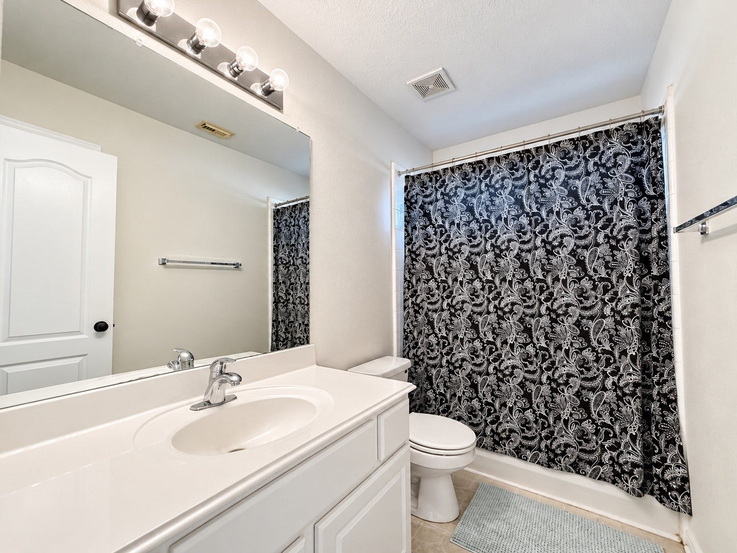 105 Kevin Court, La Porte, TX 77571 105 Kevin Court, La Porte, TX 77571