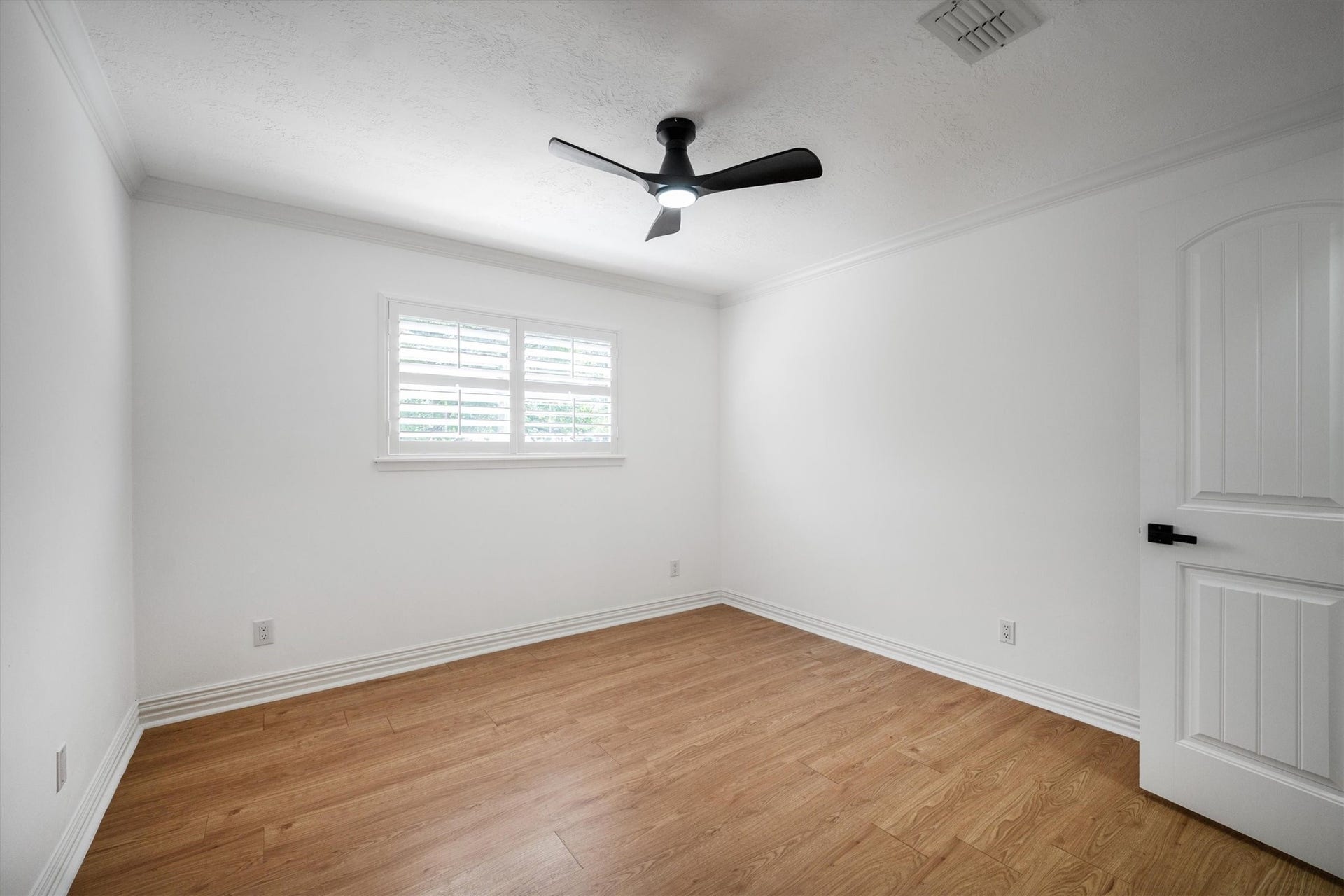 11611 Pinyon Place, The Woodlands, TX 77380 11611 Pinyon Place, The Woodlands, TX 77380
