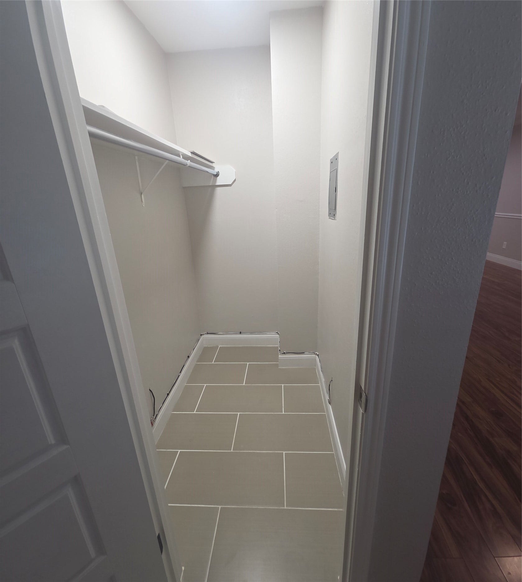 2350 Bering Drive, Houston, TX 77057 2350 Bering Drive, Houston, TX 77057