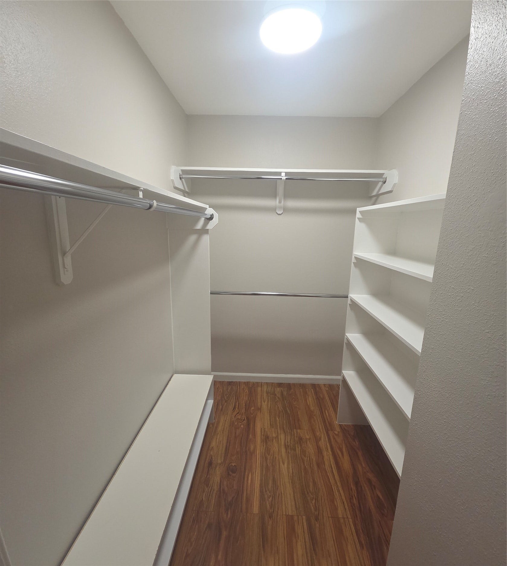 2350 Bering Drive, Houston, TX 77057 2350 Bering Drive, Houston, TX 77057