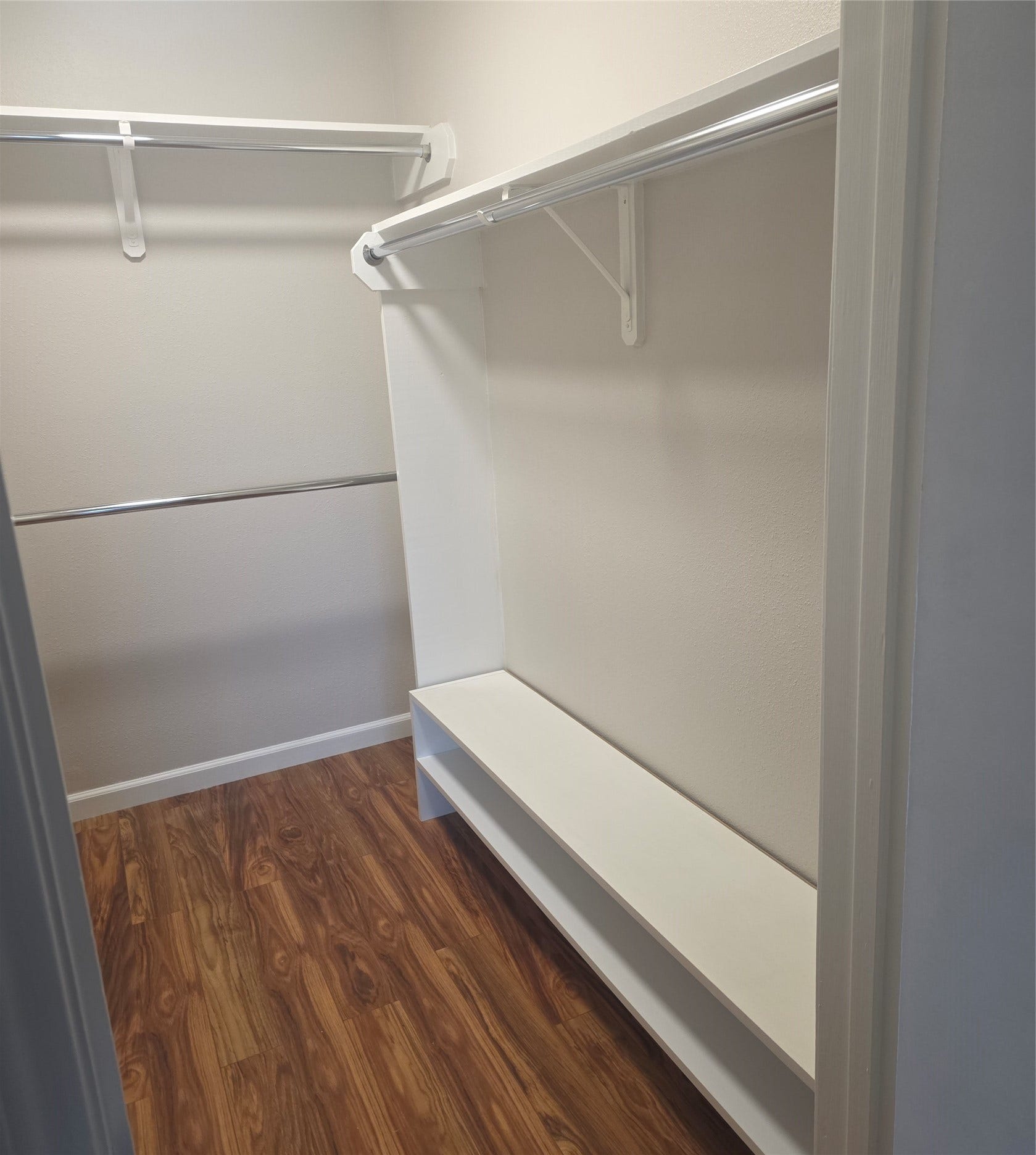 2350 Bering Drive, Houston, TX 77057 2350 Bering Drive, Houston, TX 77057