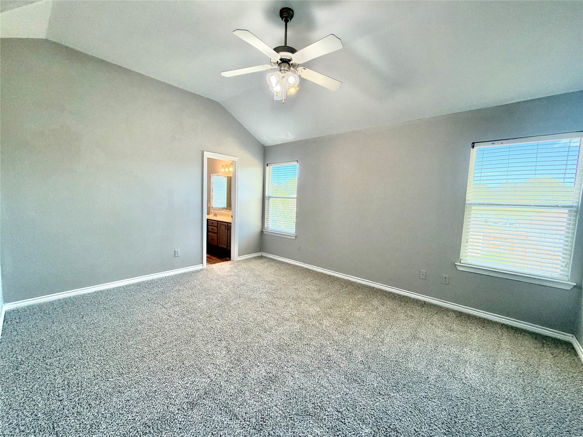 7818 Red Oak Lane, Texas City, TX 77591 Better view of the Primary Bedroom