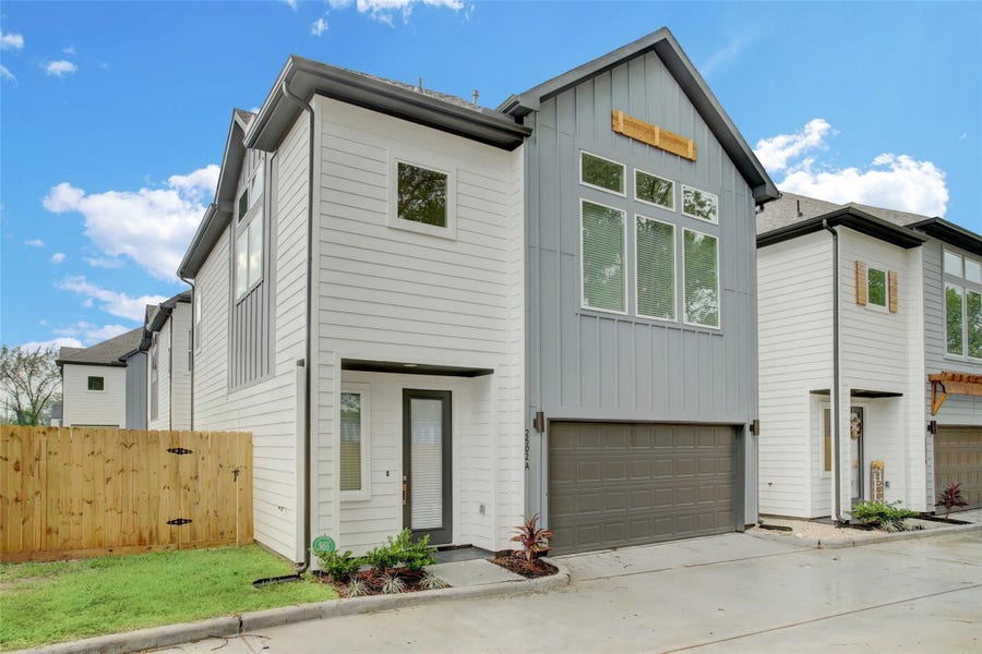 Property photo for 2502 W Tidwell Road, #A, Houston, TX