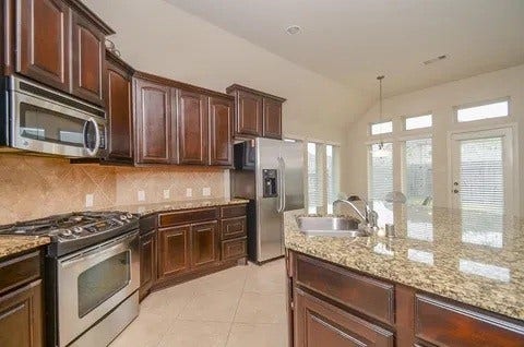 2610 Briar Rose Court, Pearland, TX 77584 2610 Briar Rose Court, Pearland, TX 77584