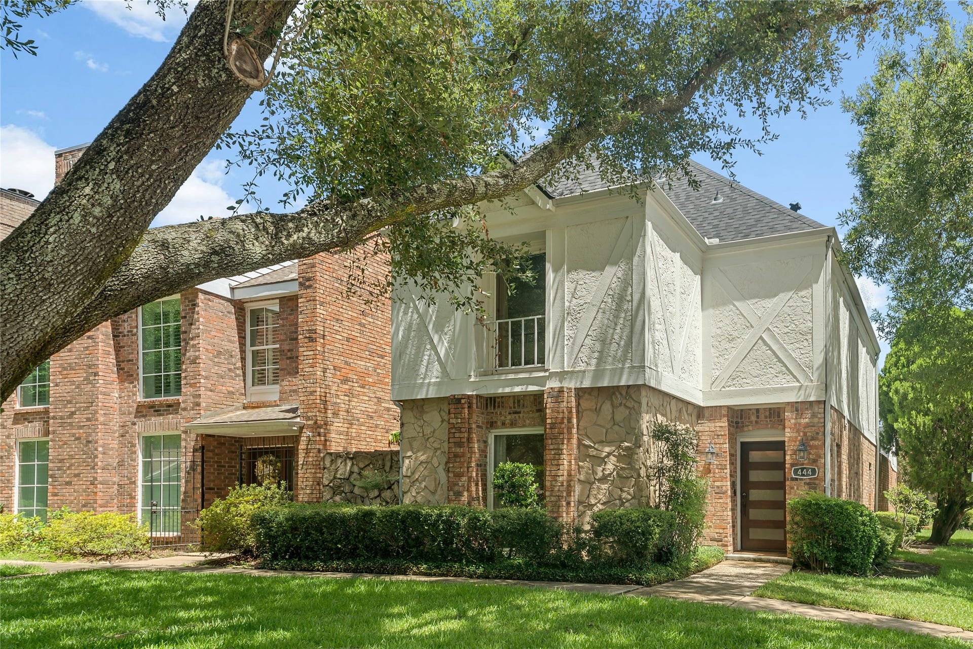 444 E Fair Harbor Lane, Houston, TX 77079 444 E Fair Harbor Lane, Houston, TX 77079