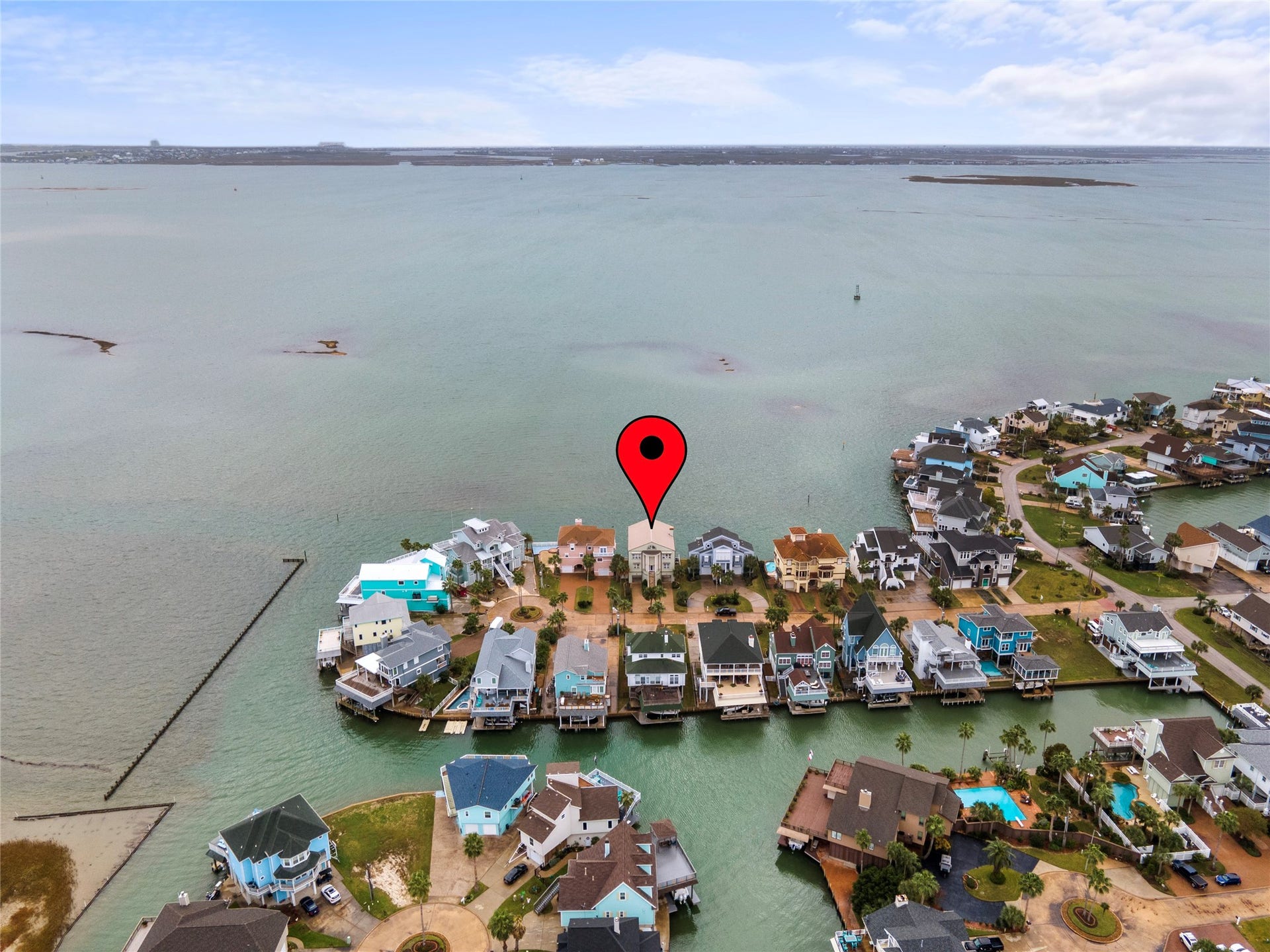 919 Long Reach Drive, Tiki Island, TX 77554 919 Long Reach Drive, Tiki Island, TX 77554