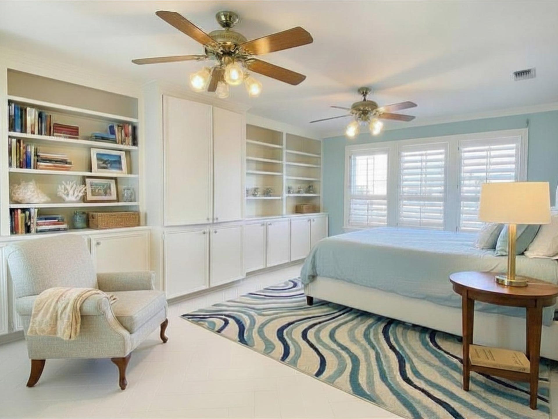 919 Long Reach Drive, Tiki Island, TX 77554 Virtual staging depicting a bedroom space.