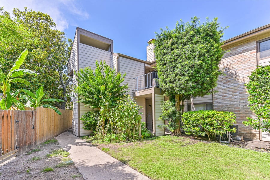Property photo for 7106 N Holiday Drive, #7106, Galveston, TX