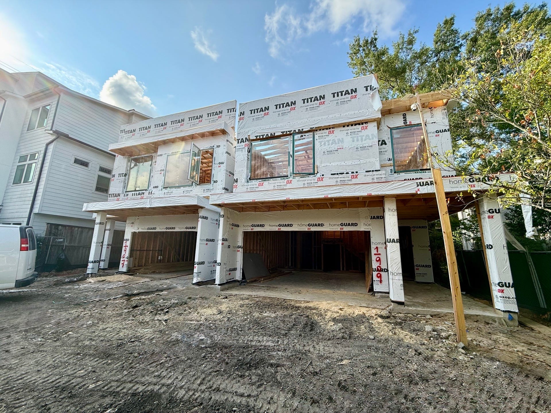 1907 SUL ROSS Street, Houston, TX 77098 * Estimated Compl date 04/30/2027 *
* Construction as of 09/06 *
* Customization options available during construction ONLY
* THIS IS AN ACTIVE CONSTRUCTION SITE, BUYERS MUST REQUEST APPOINTMENT TO BE ON PREMISES AT ALL TIMES.
* All information should be independently verified. Plans are subject to change without notice.