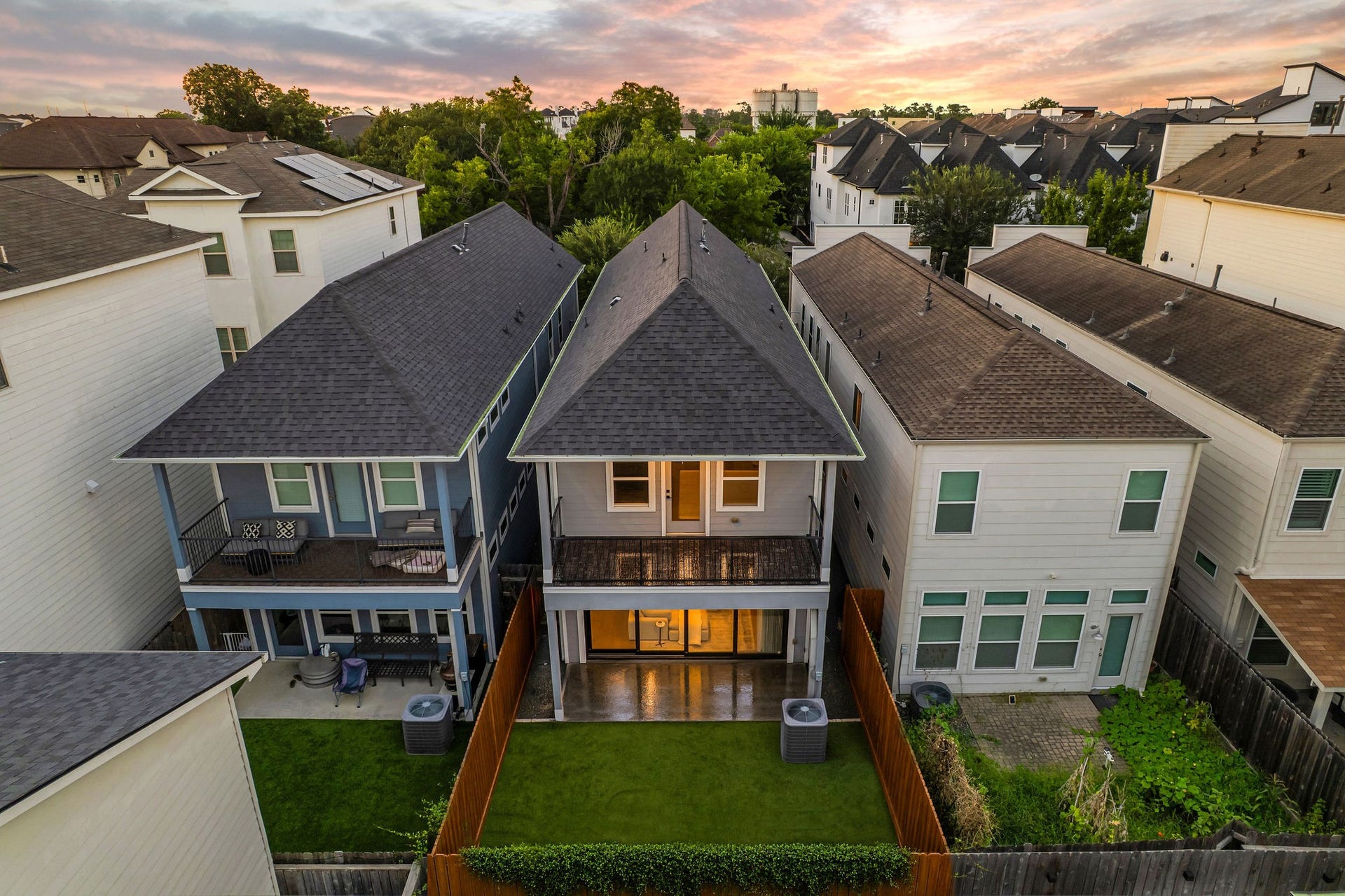 5537 Petty Street, Houston, TX 77007 5537 Petty Street, Houston, TX 77007