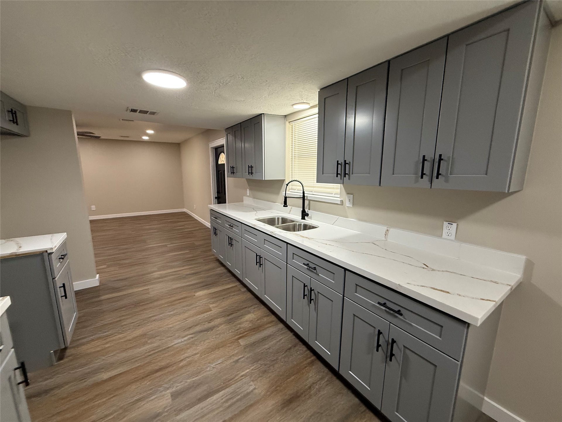 2818 Spa Drive, Deer Park, TX 77536 New kitchen