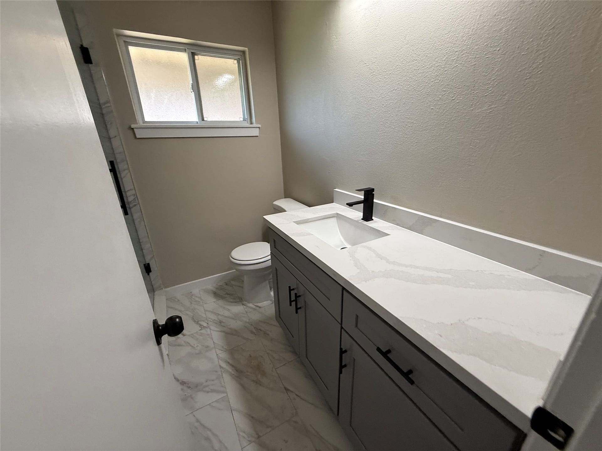 2818 Spa Drive, Deer Park, TX 77536 2818 Spa Drive, Deer Park, TX 77536