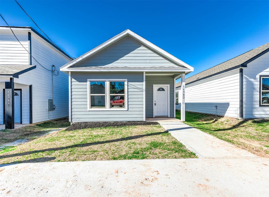 Property photo for 16982 W Hammon, Montgomery, TX