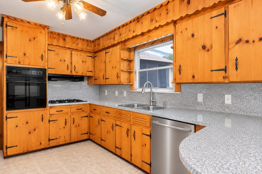 Property photo for 1301 Olive Street, Baytown, TX