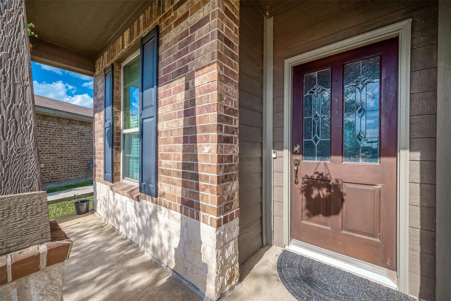 13907 Rimple Bend Lane, Houston, TX 77048 Entry