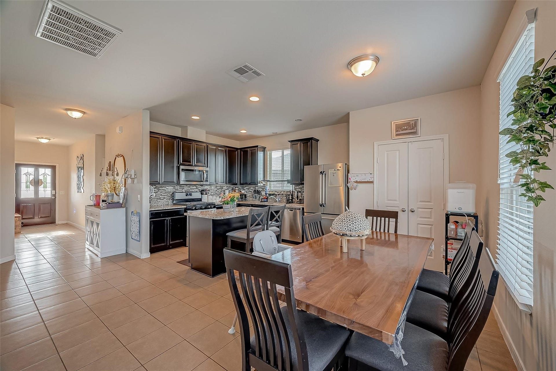 13907 Rimple Bend Lane, Houston, TX 77048 Dining